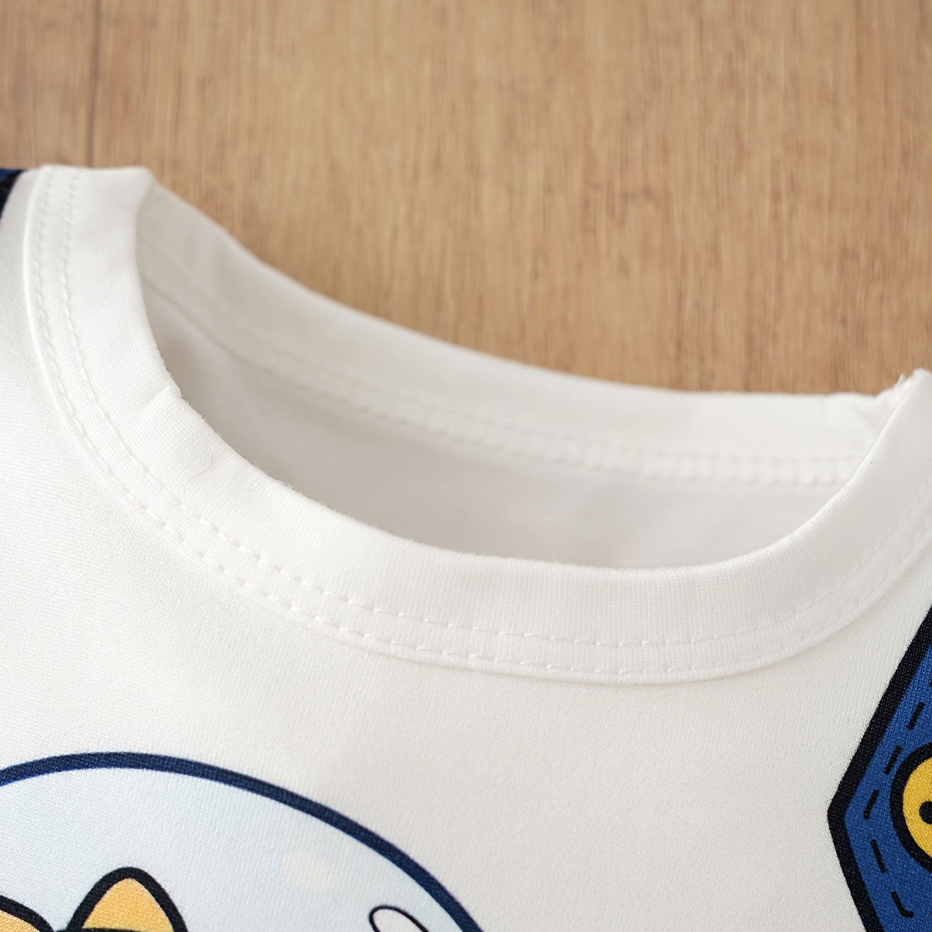 Adorable Dinosaur Printed Long Sleeve Baby Boy Jumpsuit