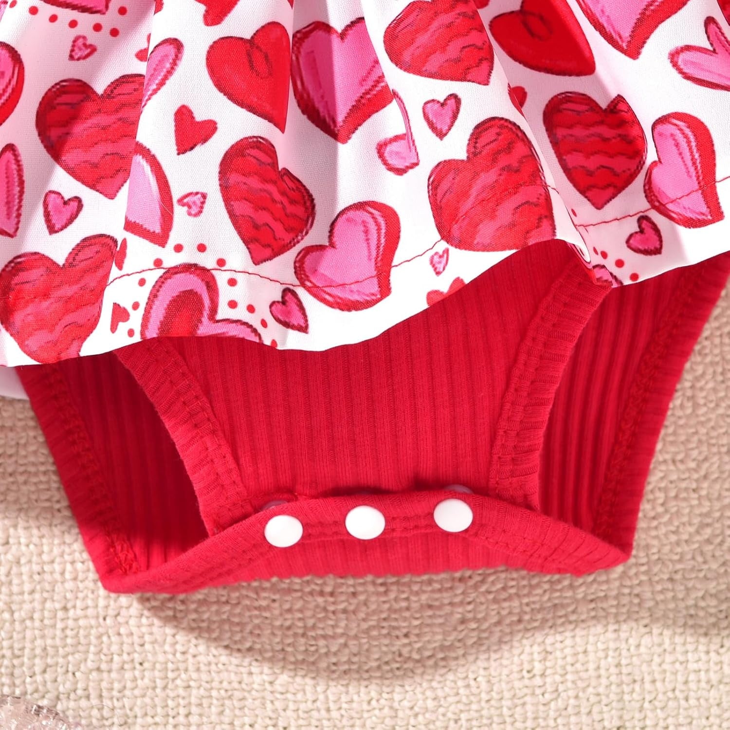 4PCS Cute Heart Print Long Sleeve Baby Romper With Hat