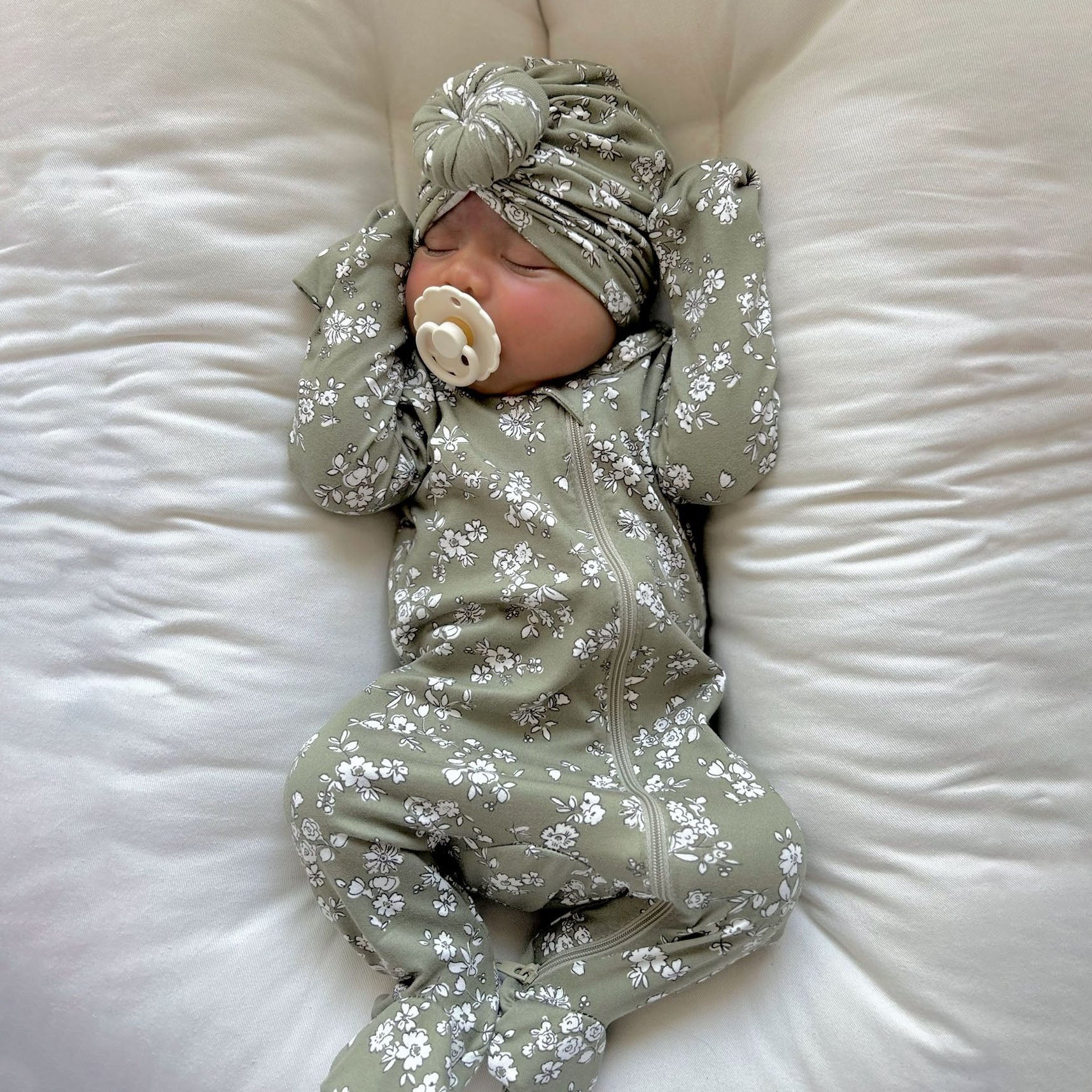 Stylish Casual Floral Print Long Sleeve Baby Jumpsuit