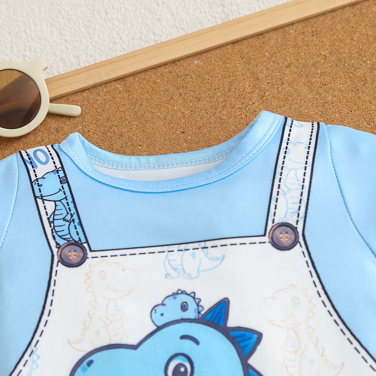 Adorable Dinosaur Print Short Sleeve Baby Boy Jumpsuit