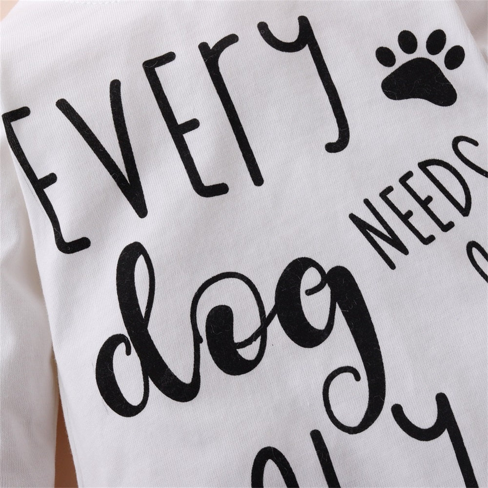 Every Dog Needs Baby Letter Print Long Sleeve Baby Jumpsuit
