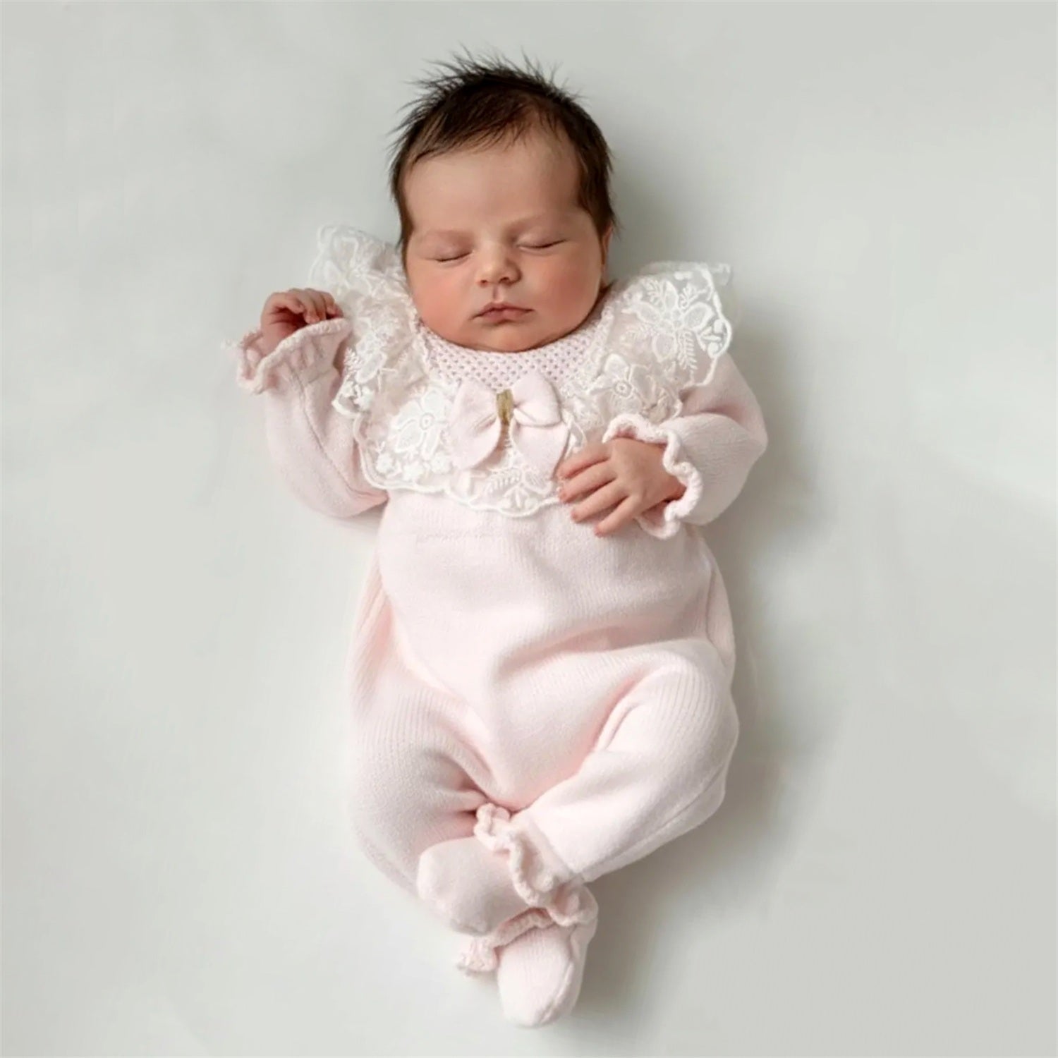 Lovely Solid Color Knit Lace Trim Knit Long Sleeve Baby Jumpsuit