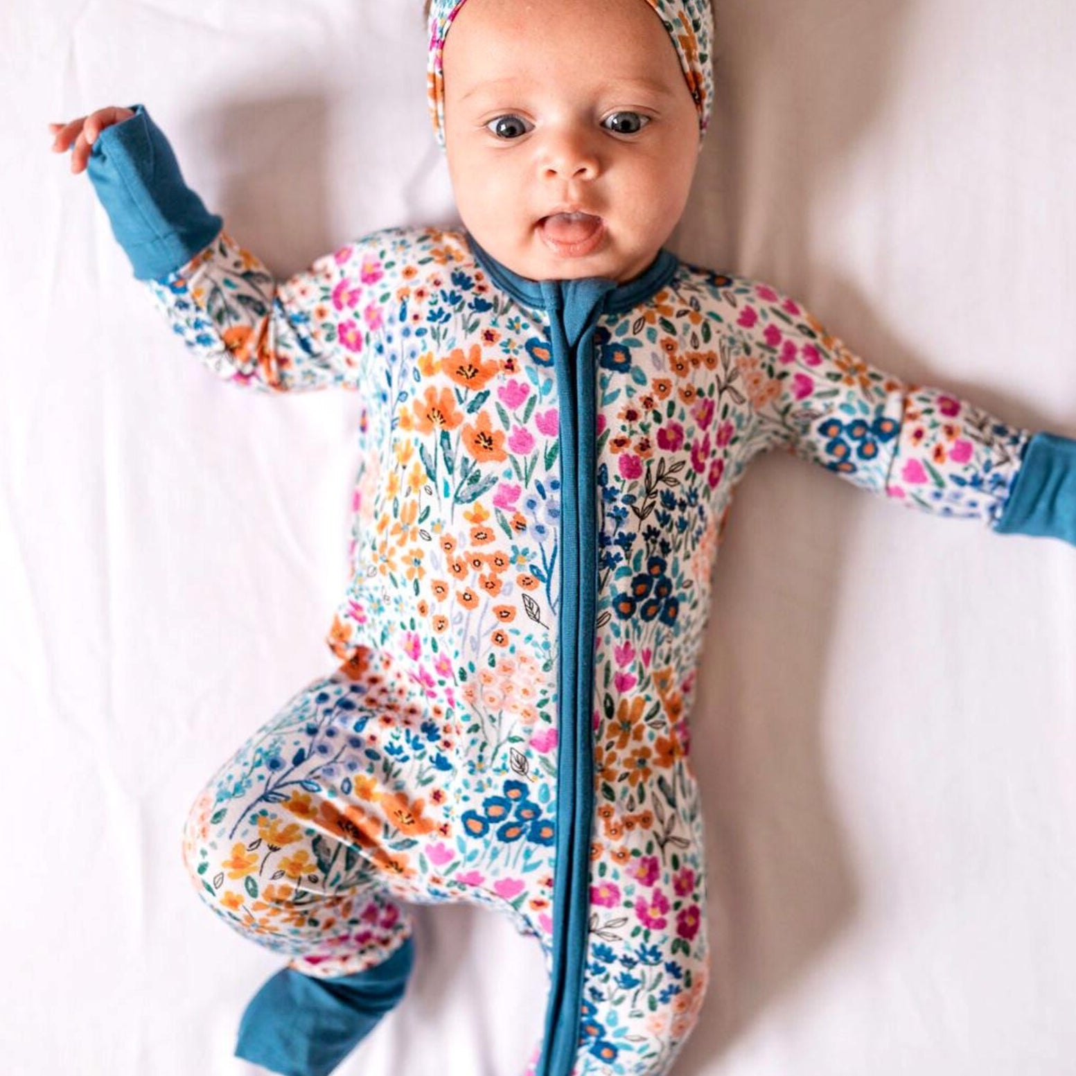2PCS Timeless Floral Printed Zipper Baby Jumpsuit