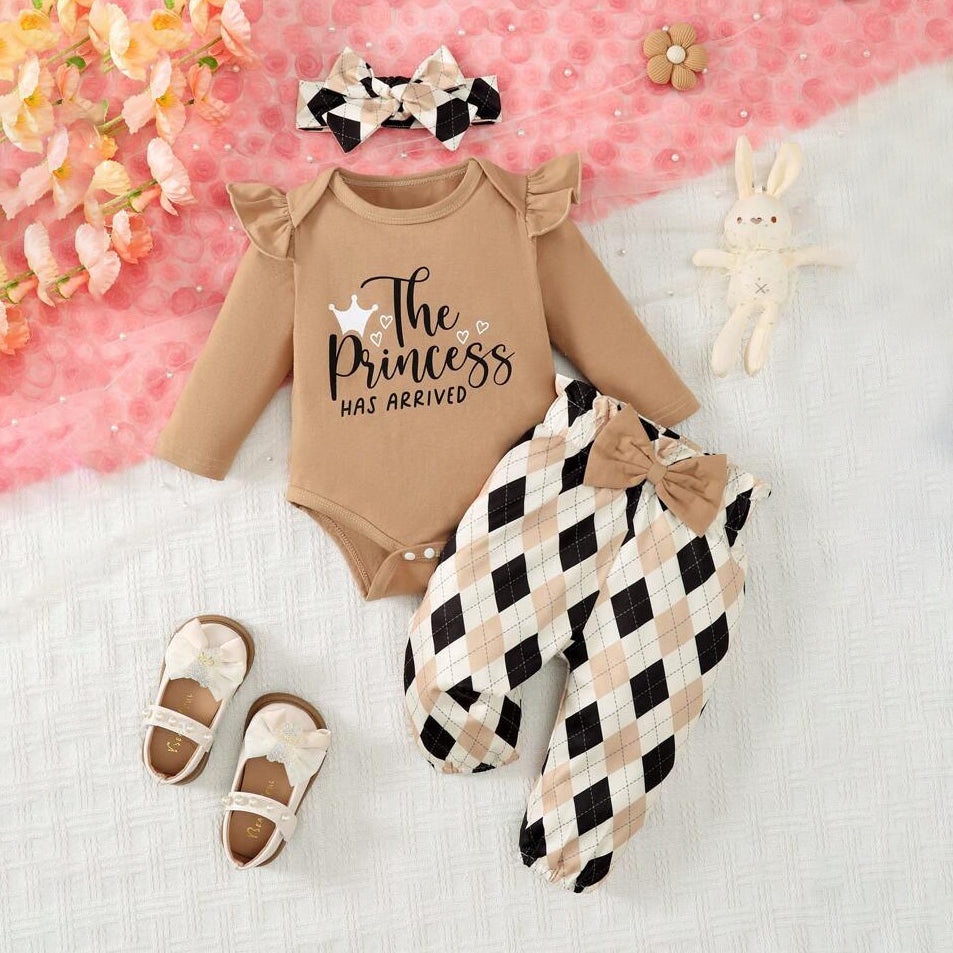 3PCS Classy The Princess Has Arrived Letter Plaid Printed Baby Set