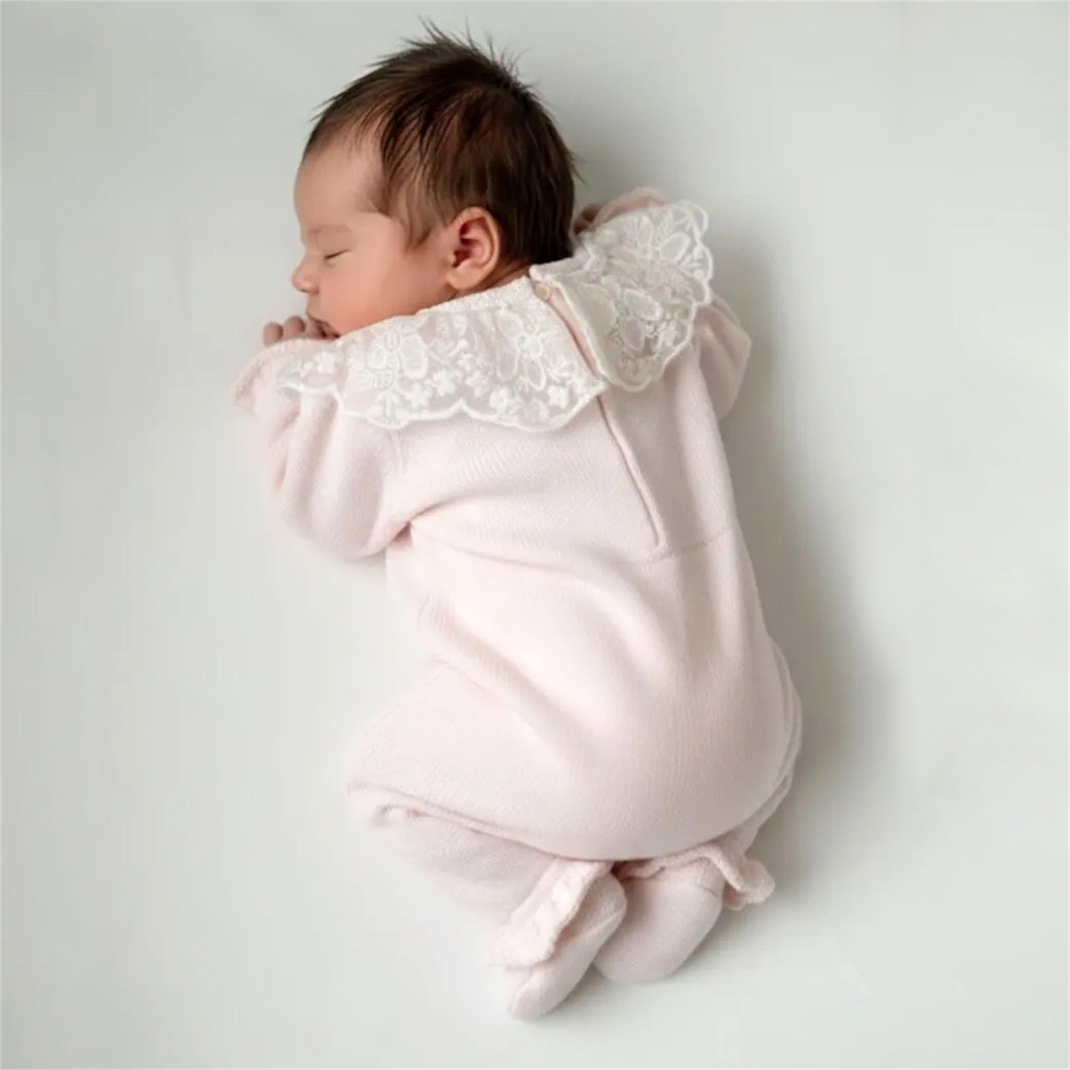 Lovely Solid Color Knit Lace Trim Knit Long Sleeve Baby Jumpsuit