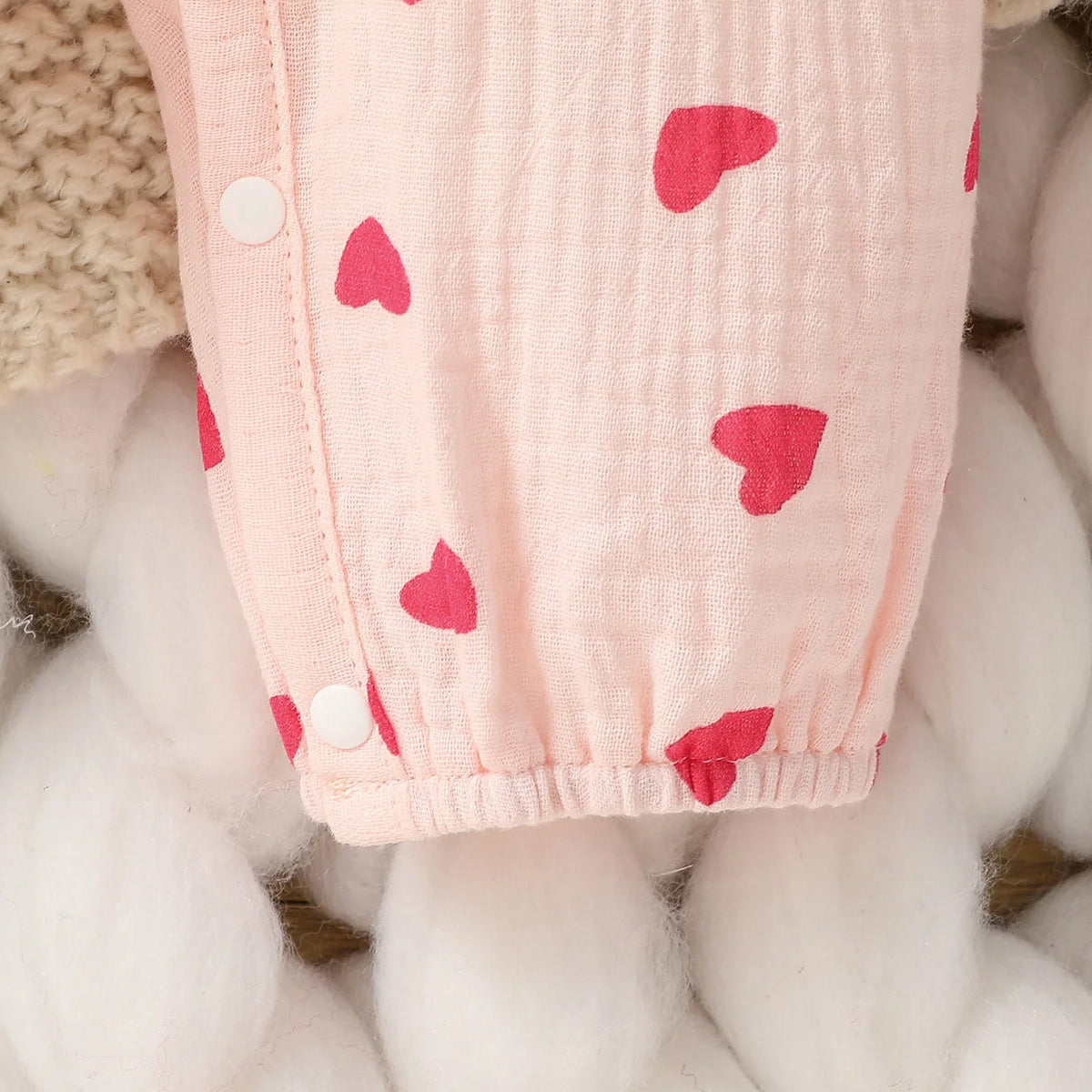 2PCS Pretty Heart Printed Bowknot Decor Baby Jumpsuit