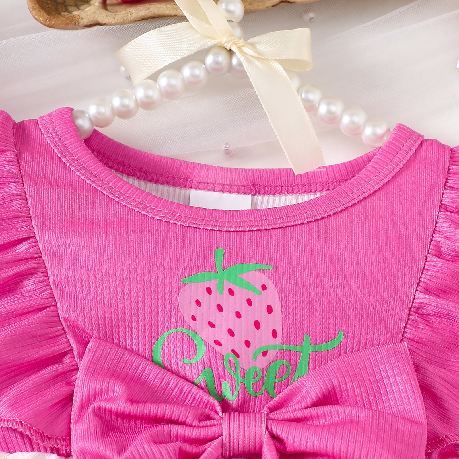 2PCS Sweet Strawberry Print Short Sleeve Baby Girl Romper