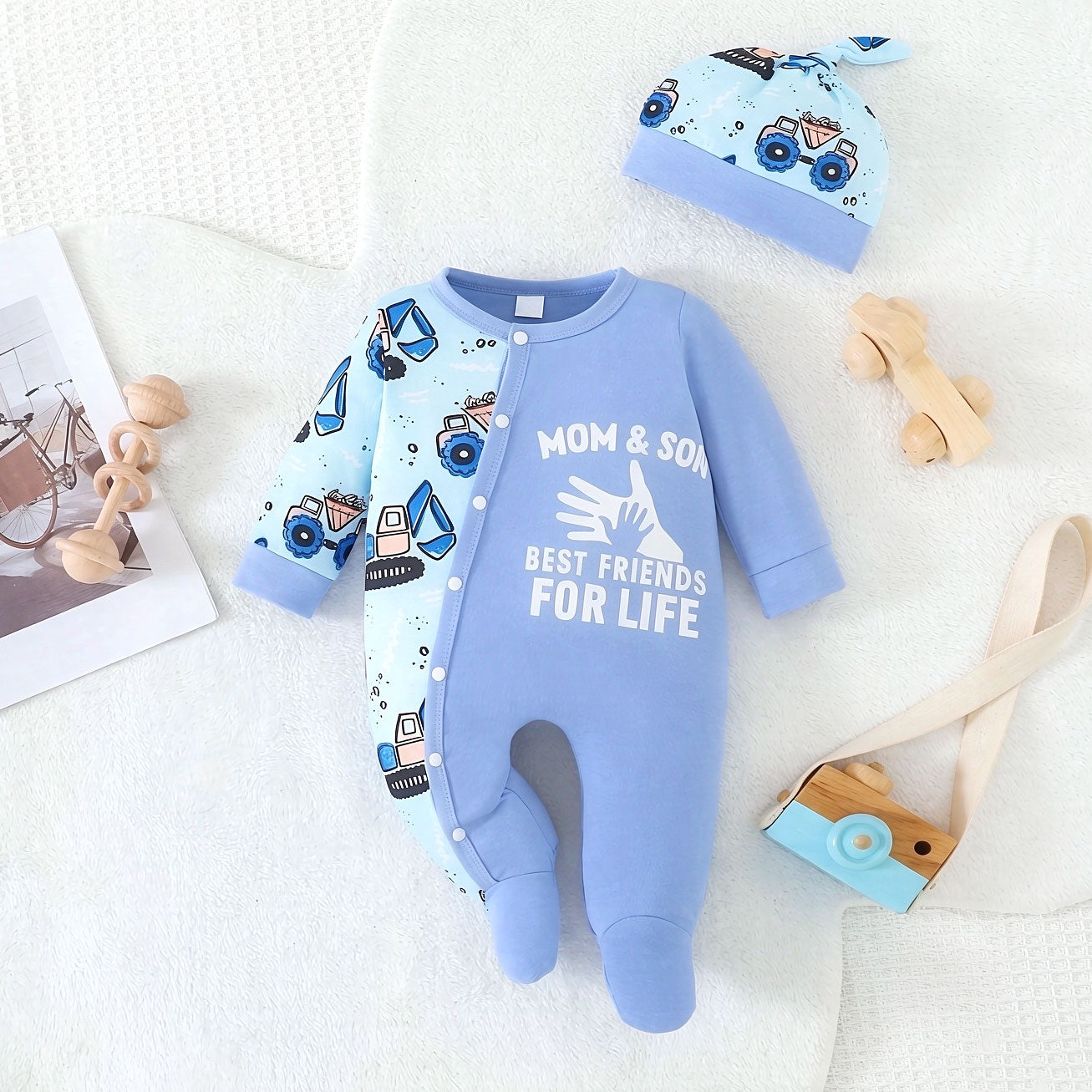 2PCS Cute Mom and Son Letter Engineering Vehicle Printed Baby Jumpsuit