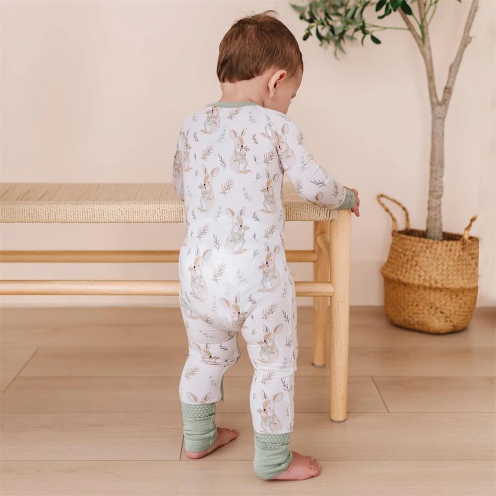 Cute Kangaroo Printed Long Sleeve Zipper Baby Jumpsuit