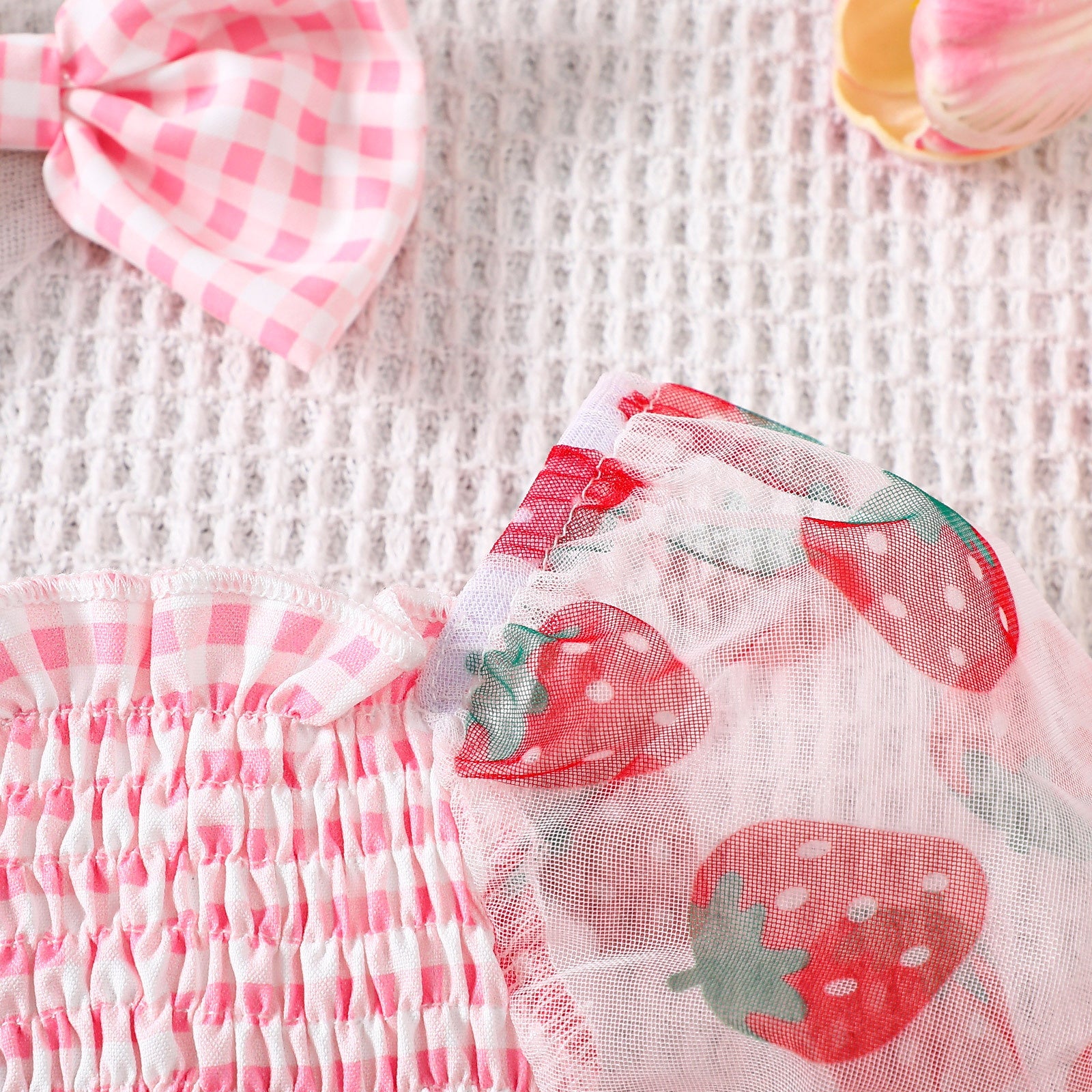 2PCS Floral Strawberry Printed Short Sleeve Baby Romper