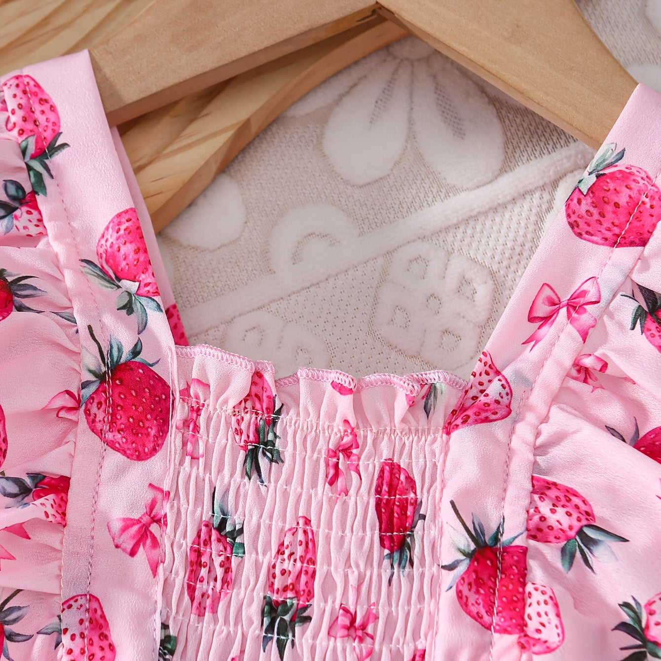 2PCS Sweet Strawberry Print Flounce Sleeve Baby Girl Romper