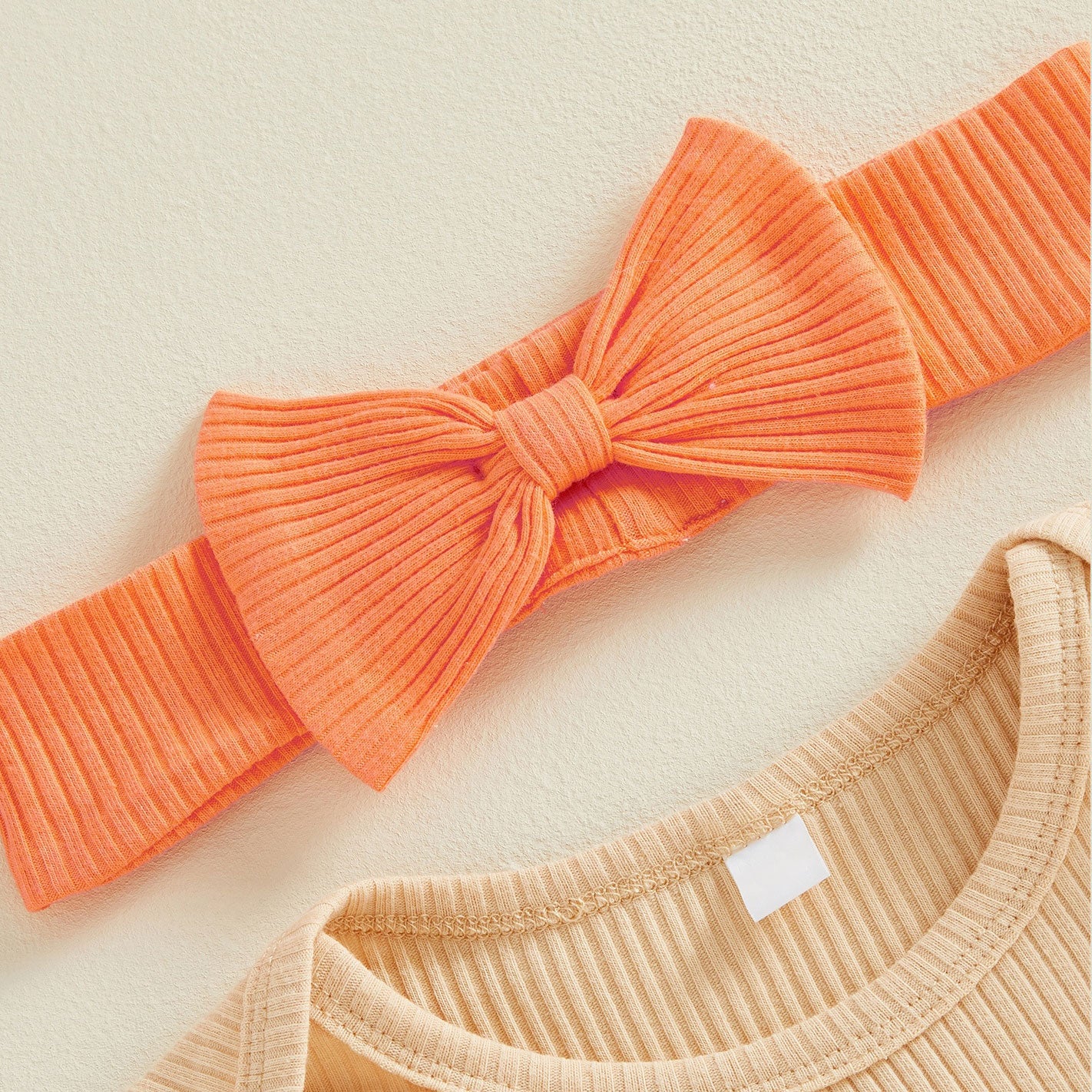 3PCS Halloween Letter Appliqué Pumpkin and Bow Printed Baby Set