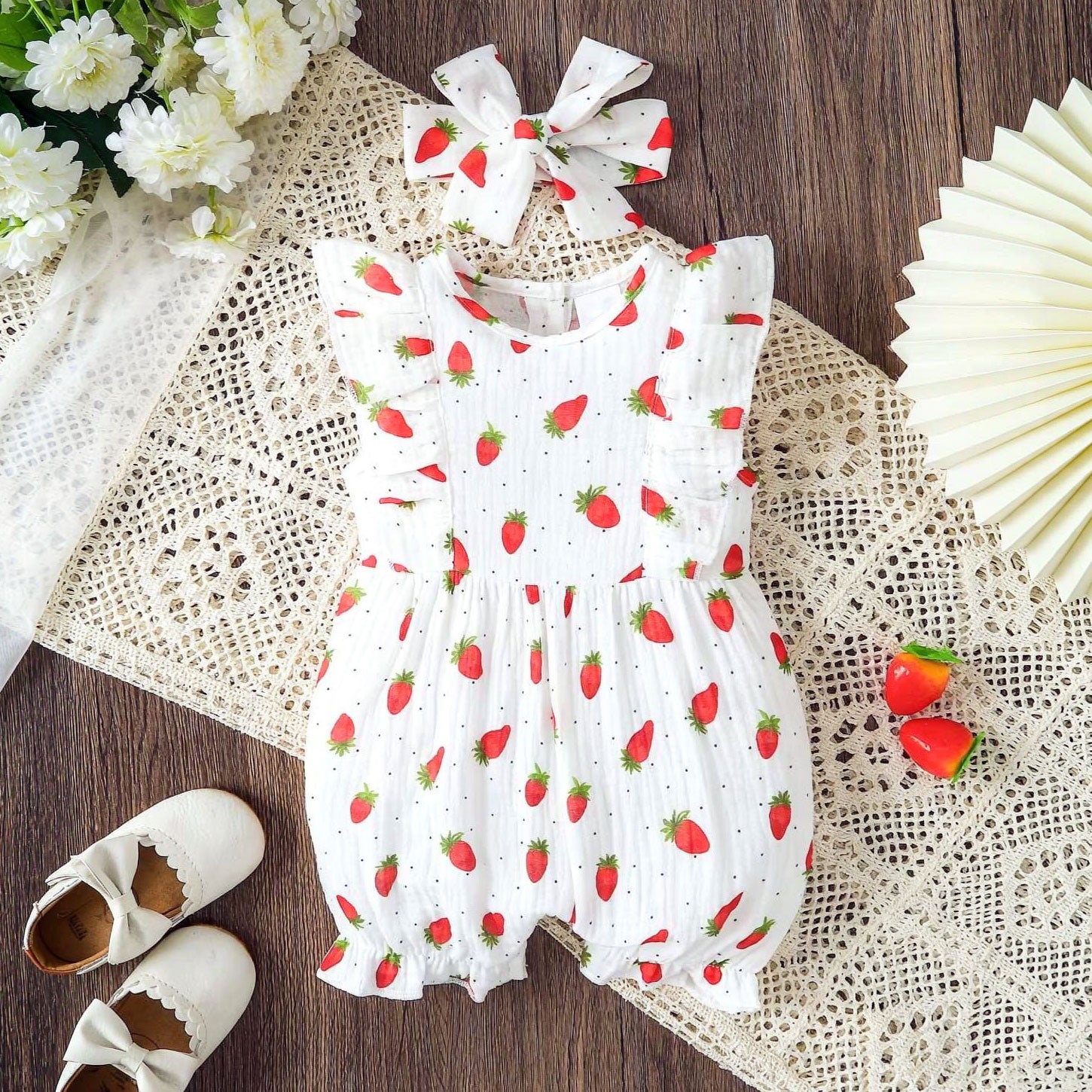 2PCS Cute Strawberry Print Flutter Sleeve Baby Girl Jumpsuit
