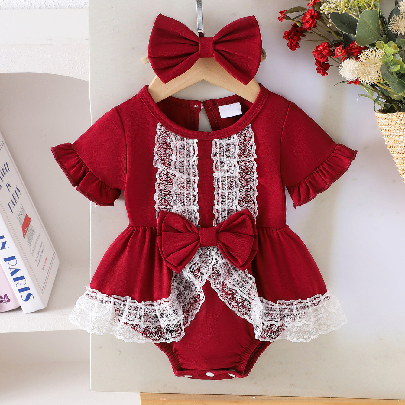 2PCS Charming Bow Lace Decor Short Sleeve Baby Romper