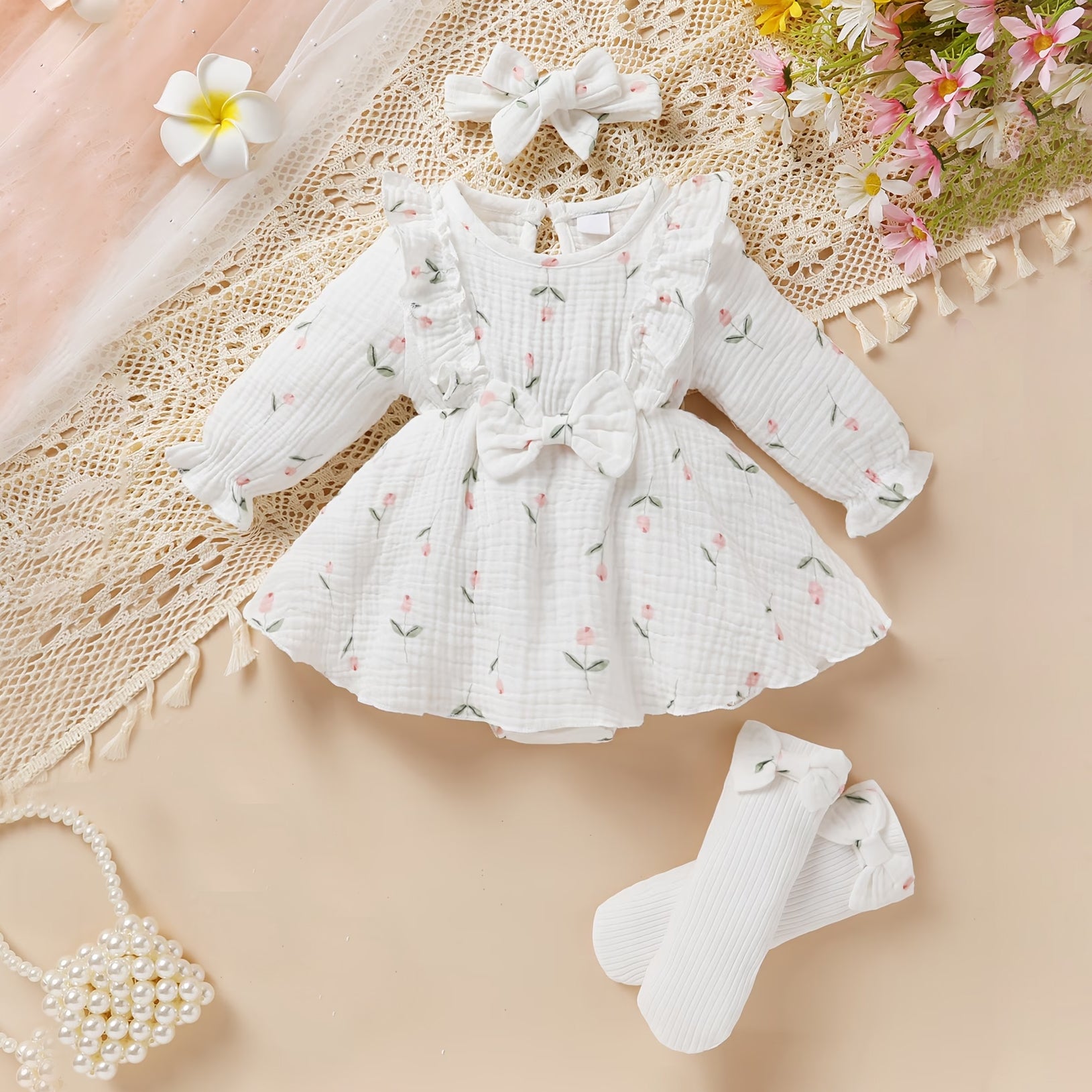 3PCS Fresh Floral Printed Ruffled Long Sleeve Baby Romper