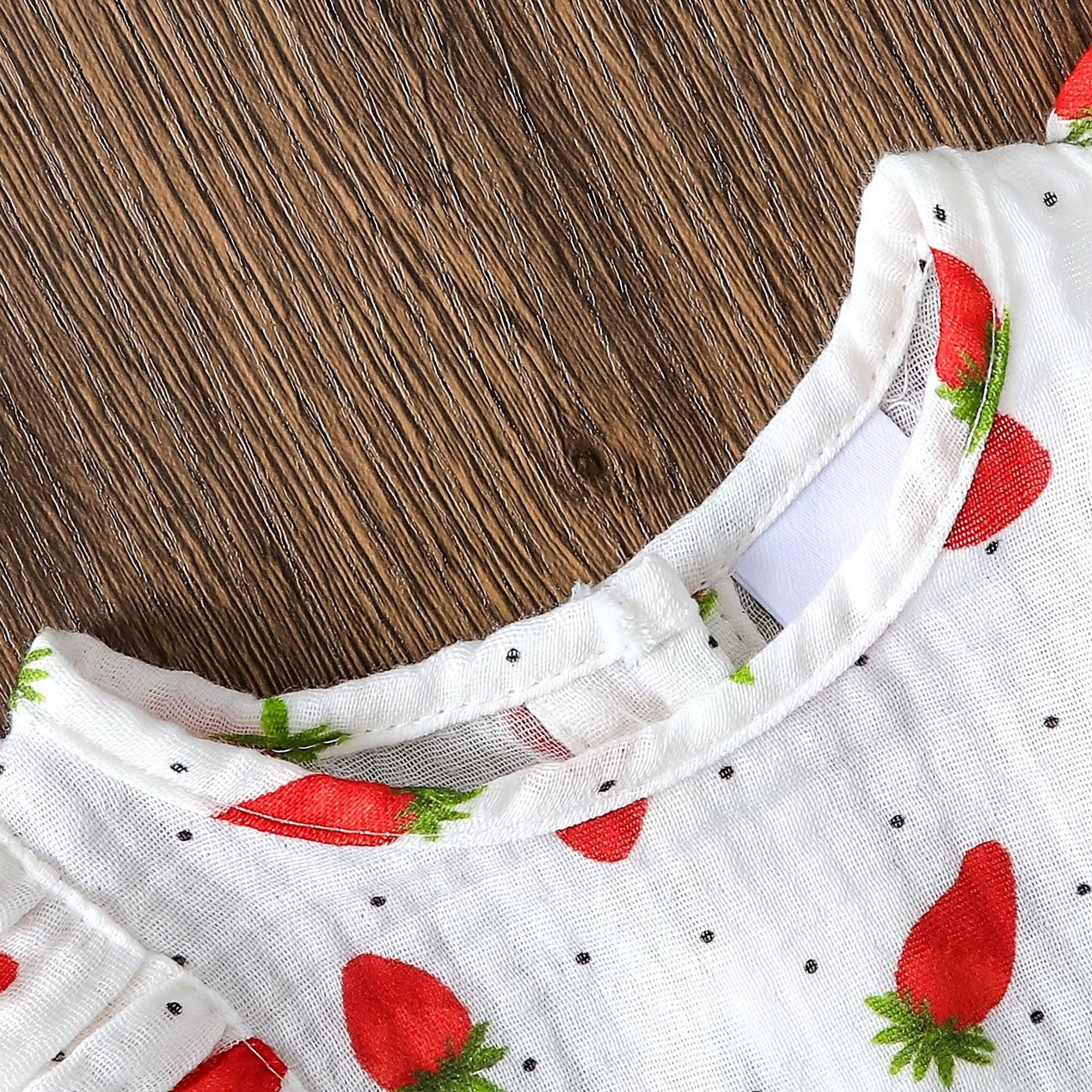 2PCS Cute Strawberry Print Flutter Sleeve Baby Girl Jumpsuit