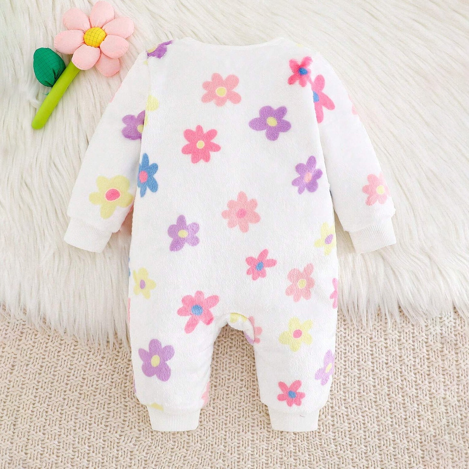 Sweet Floral Printed Long Sleeve Zipper Baby Jumpsuit