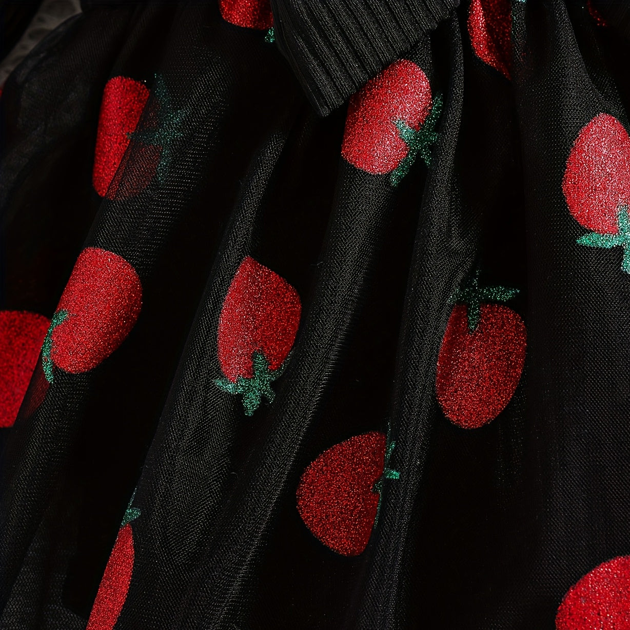 2PCS Strawberry Printed Ruffle Long Sleeve Baby Romper