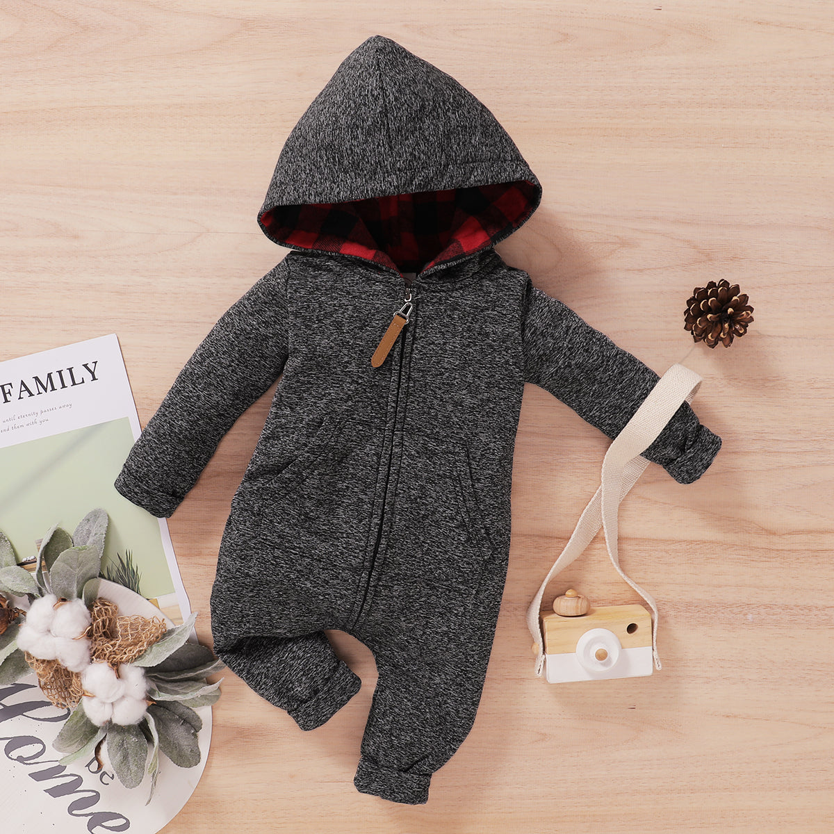 Autumn And Winter Lovely Dark Grey Printed Long-sleeve Baby Hoodie Jumpsuit