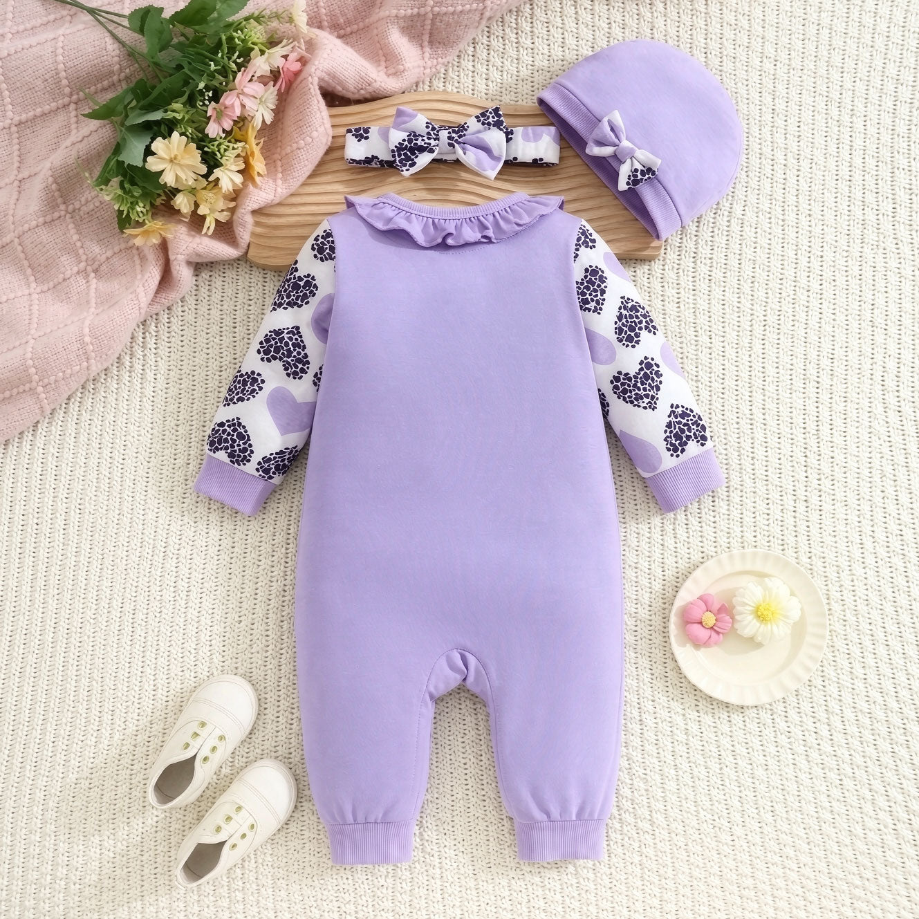 3PCS The Princess Has Arrived Letter Heart Printed Long Sleeve Baby Jumpsuit