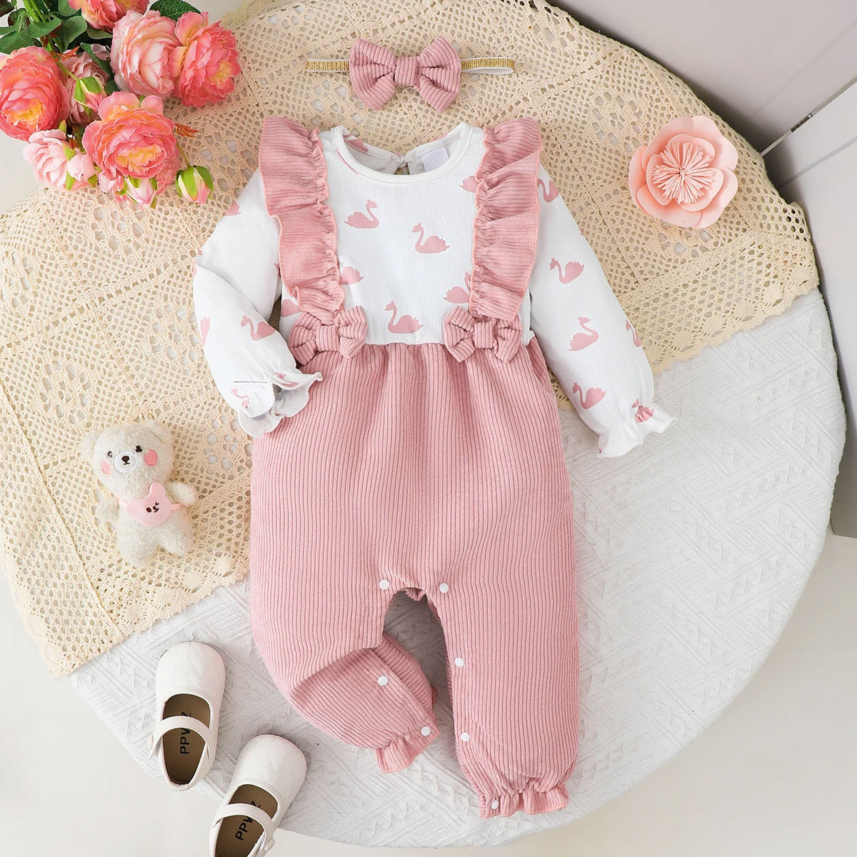 2PCS Cute Swan Printed Long Sleeve Baby Jumpsuit