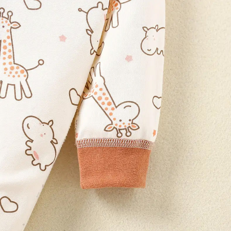 Lovely Giraffe Printed Long Sleeve Baby Jumpsuit