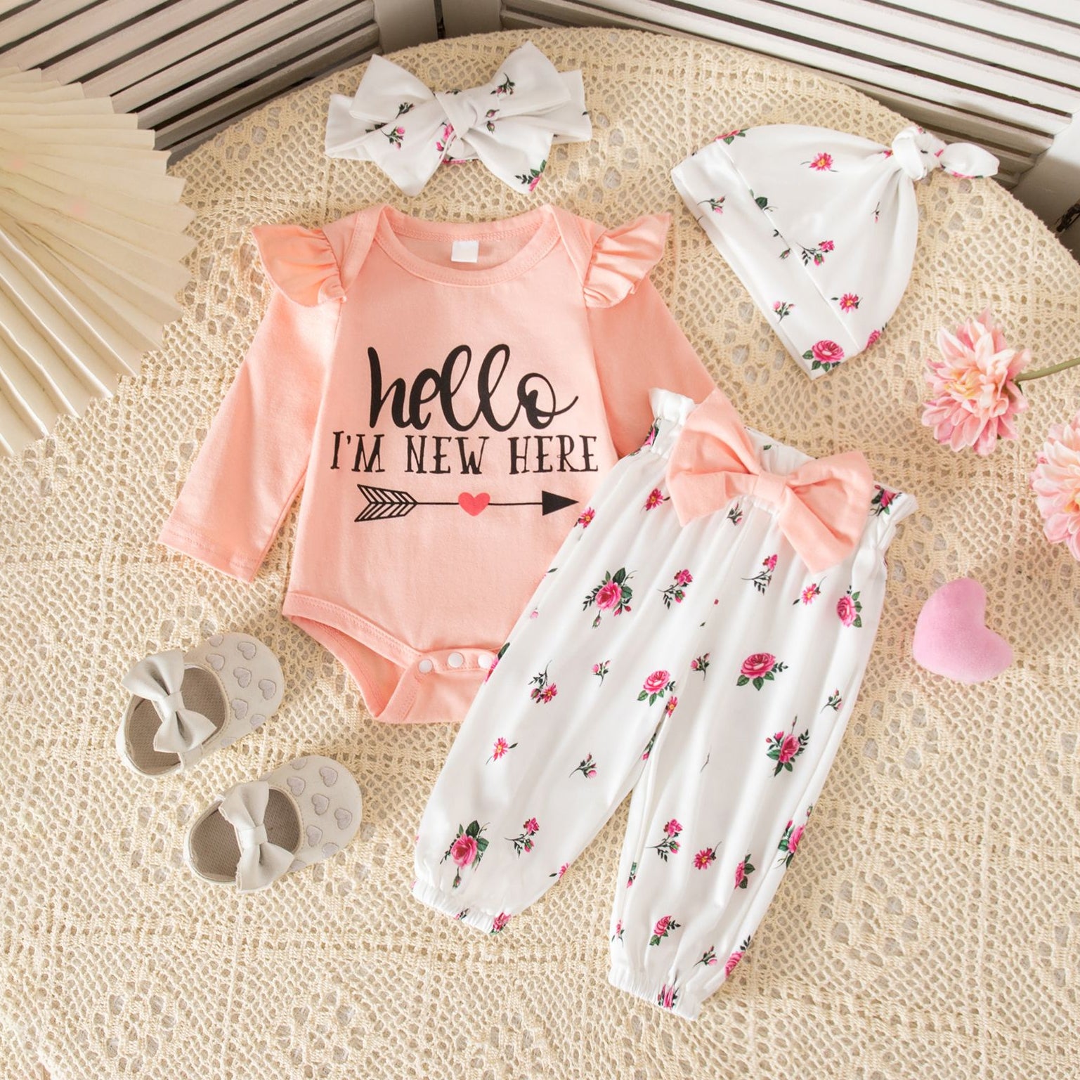 4PCS Hello I'm New Here Letter Floral Printed Baby Set