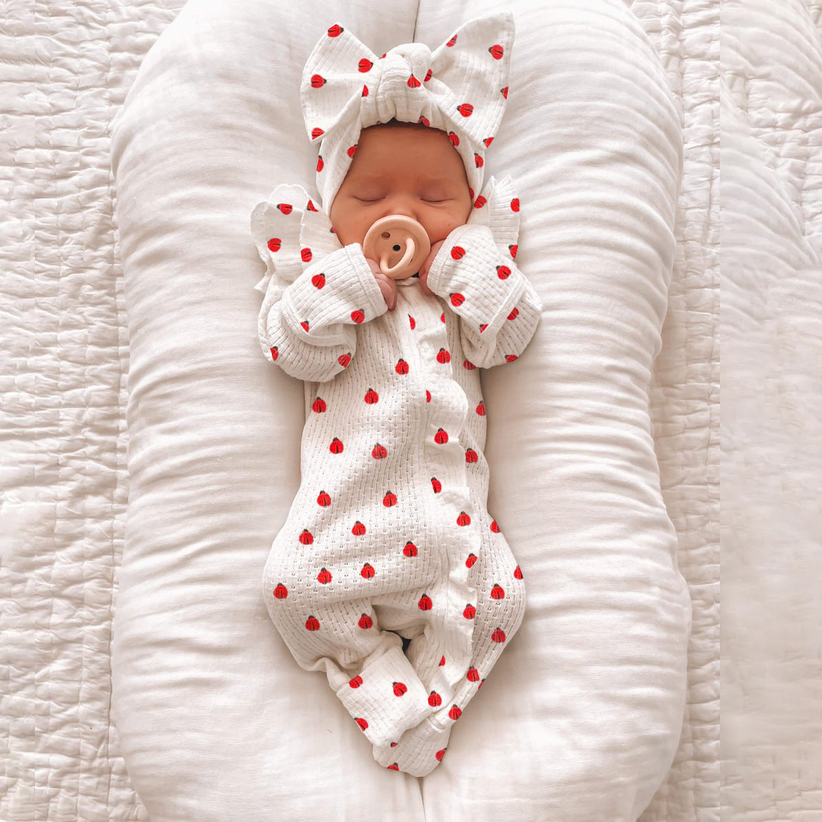 2PCS Sweet Ladybug Print Knit Long Sleeve Zipper Baby Jumpsuit