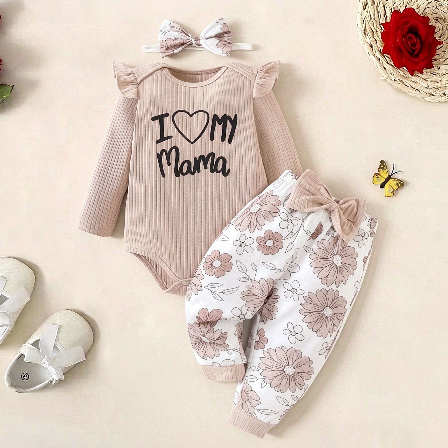 3PCS Refined I Love Mama Letter Floral Printed Long Sleeve Baby Set