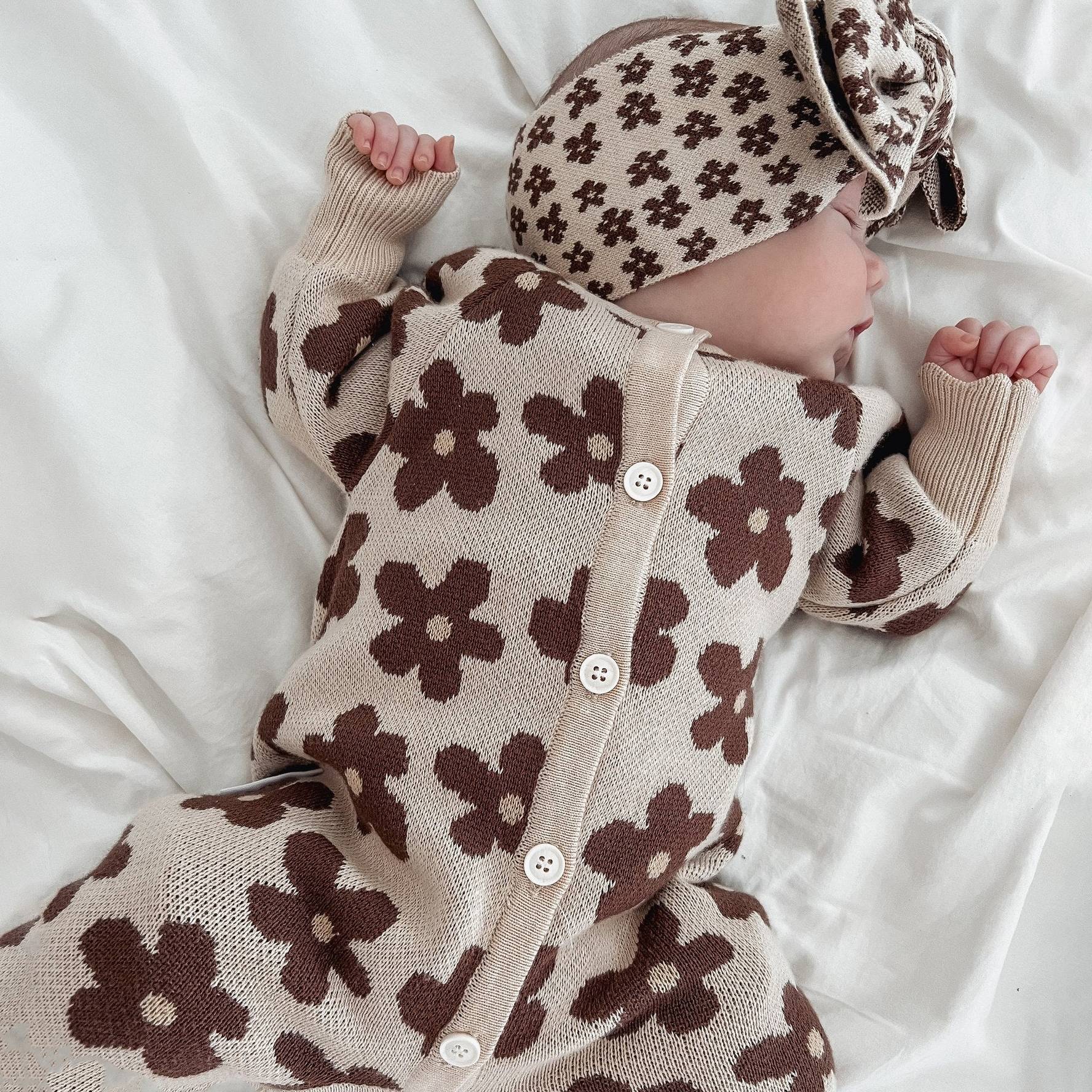 2PCS Comfy Floral Printed Long Sleeve Knitted Baby Jumpsuit