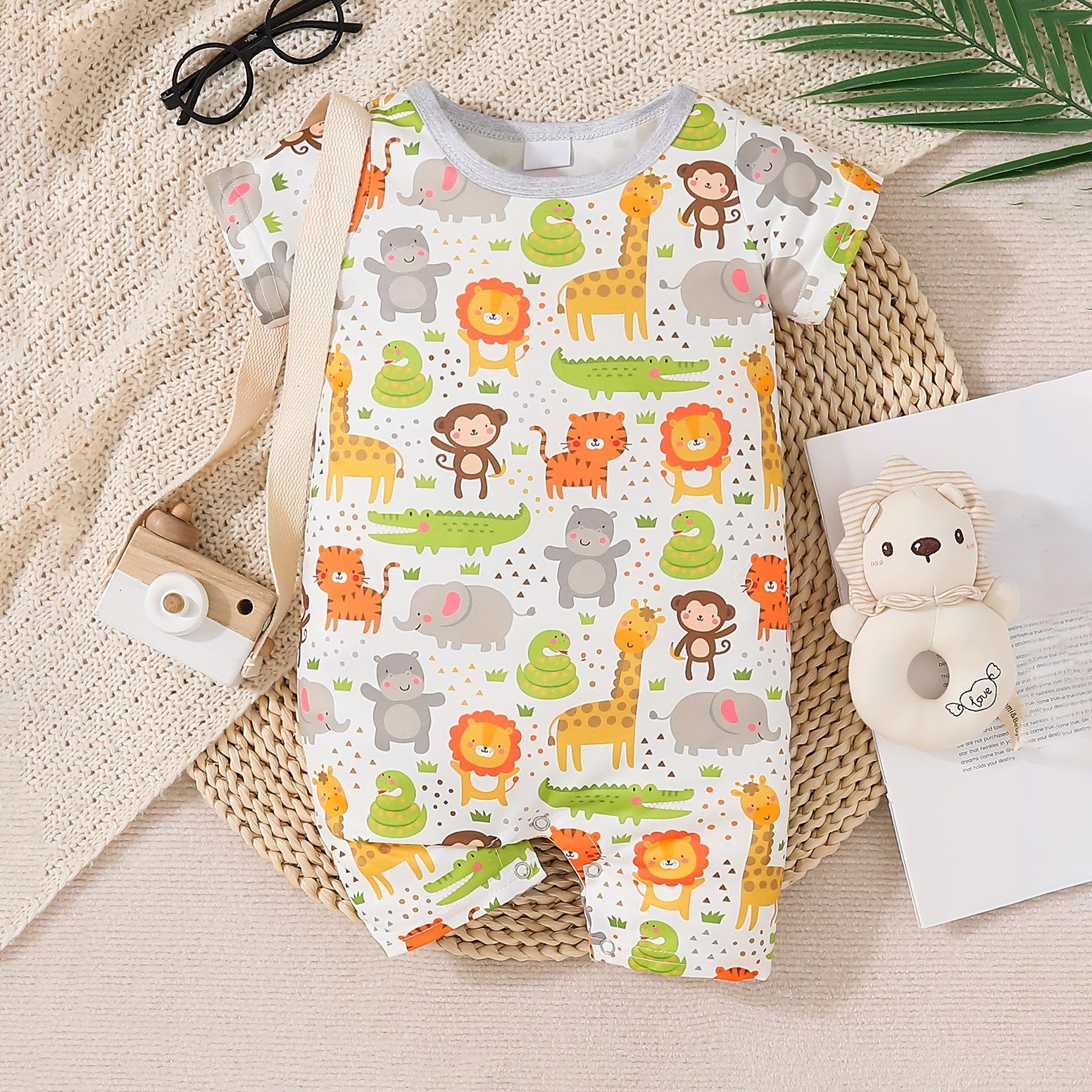 Lovely Cartoon Animal Printed Short Sleeve Baby Jumpsuit