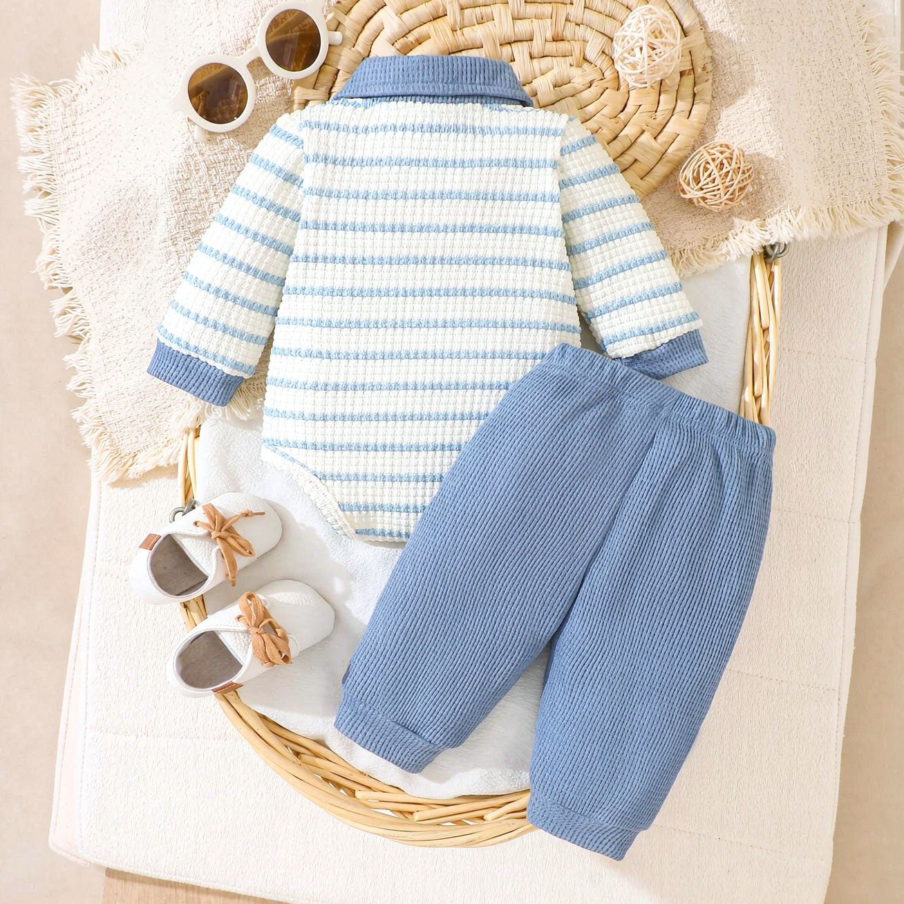 2PCS Casual Stripe Printed Waffle Knit Long Sleeve Baby Set
