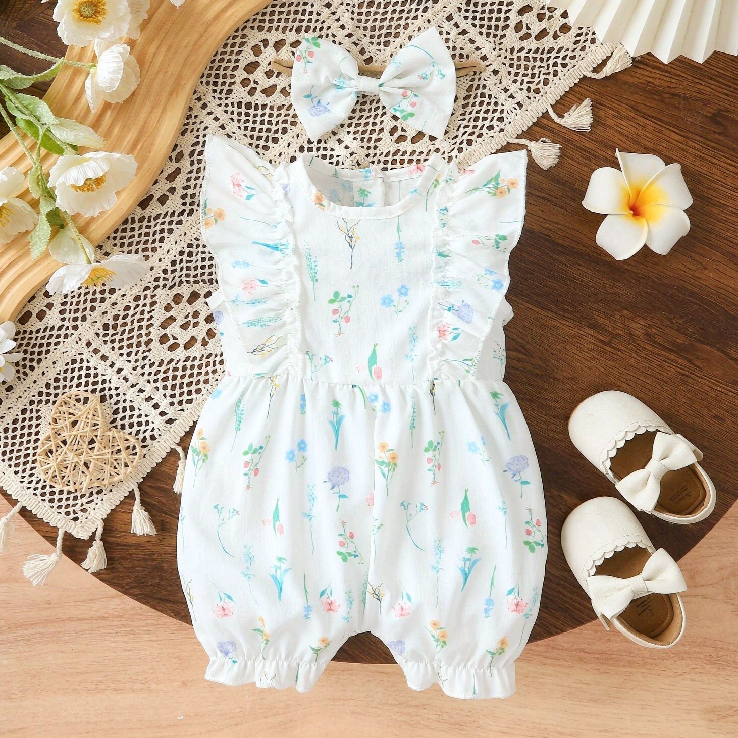 2PCS Graceful Floral Print Flutter Sleeve Baby Girl Jumpsuit