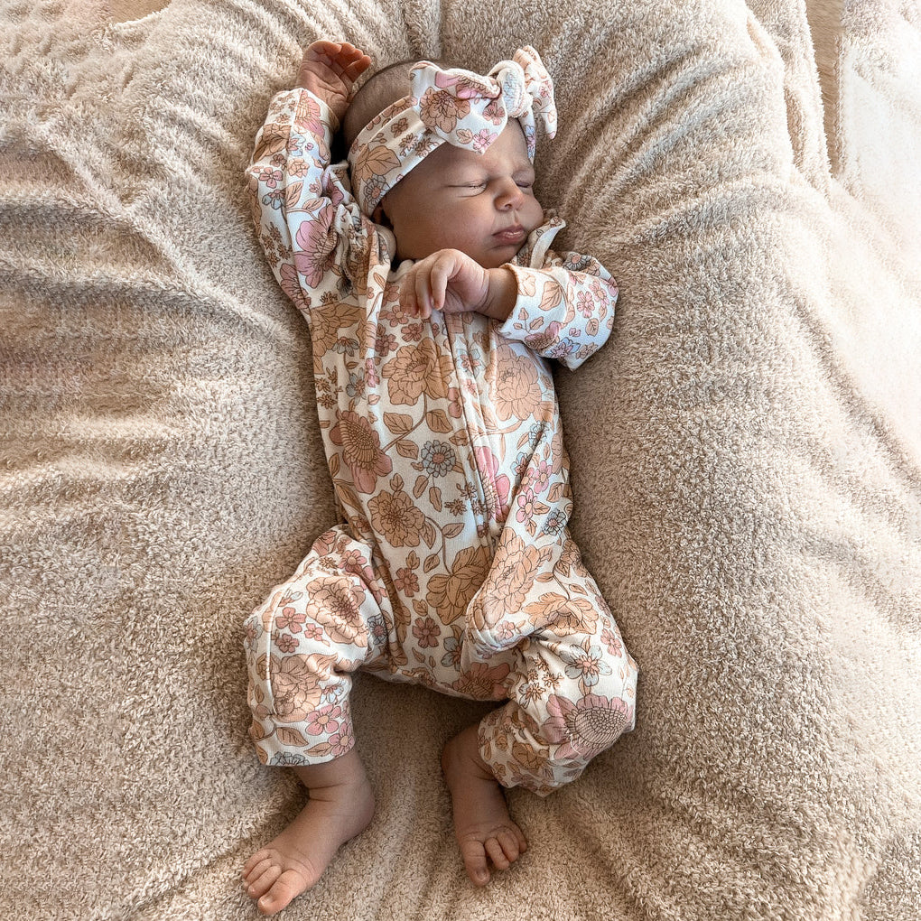 2PCS Pretty All Over Floral Printed Long Sleeve Baby Jumpsuit