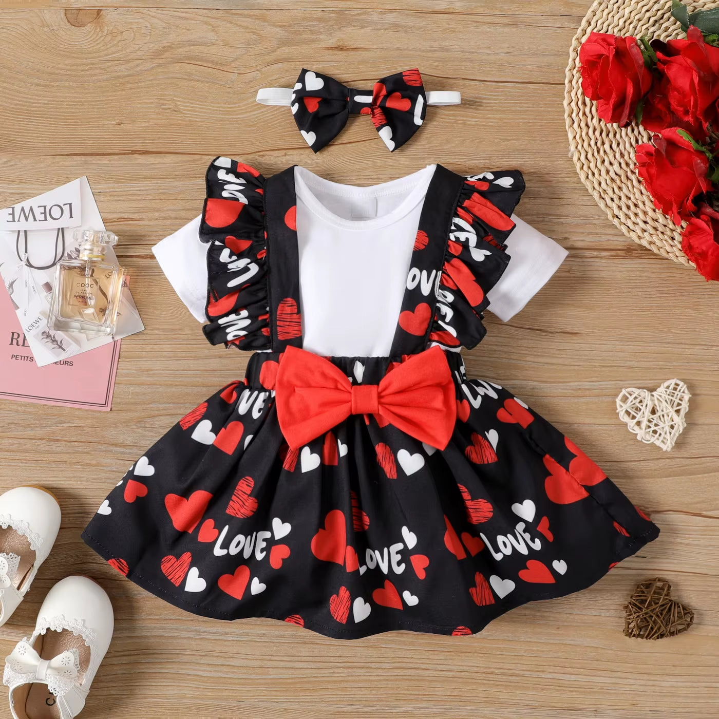 3PCS Love Letter Heart Printed Suspender Skirt Baby Set
