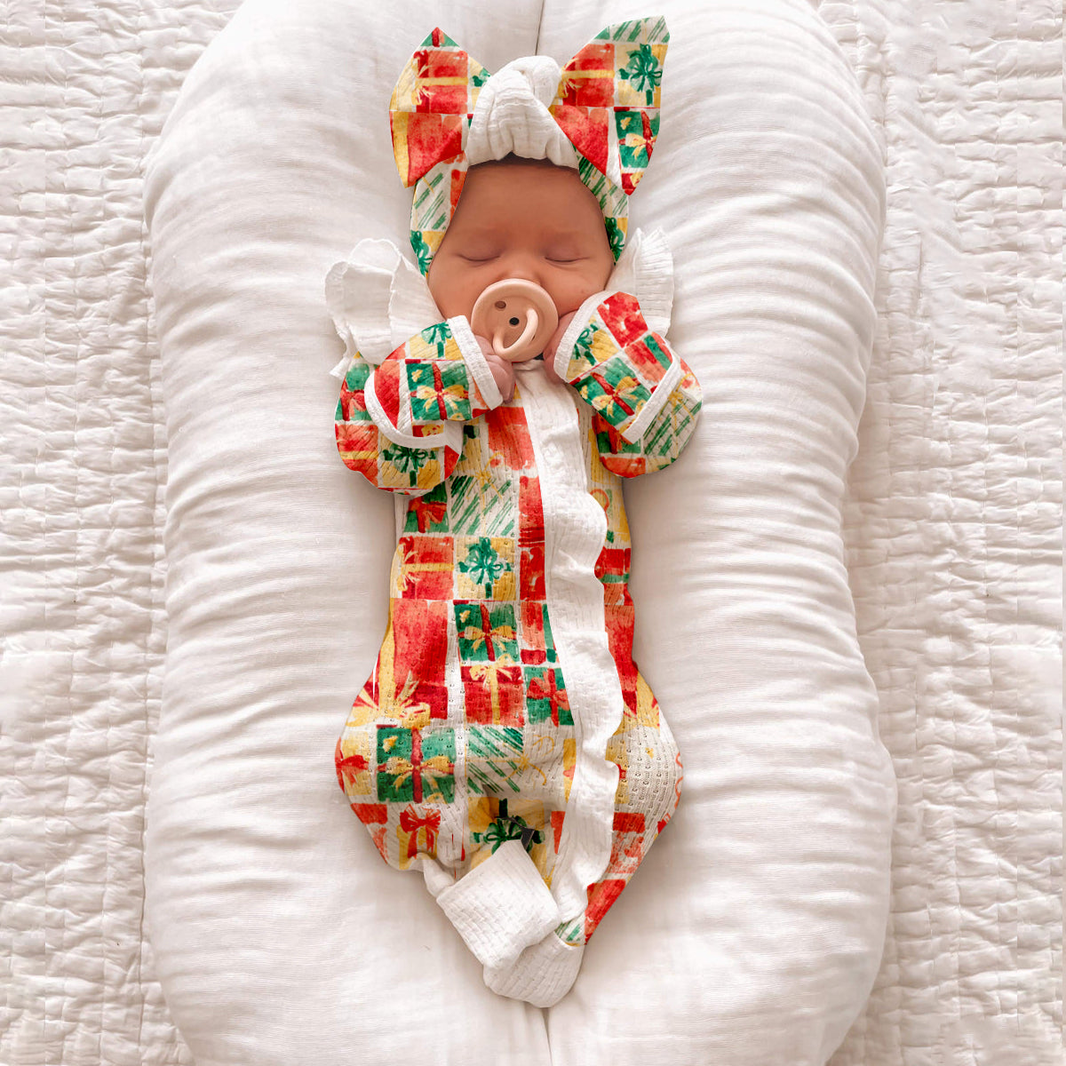 2PCS Christmas Gift Box Decoration Printed Ruffle Zipper Long Sleeve Baby Jumpsuit