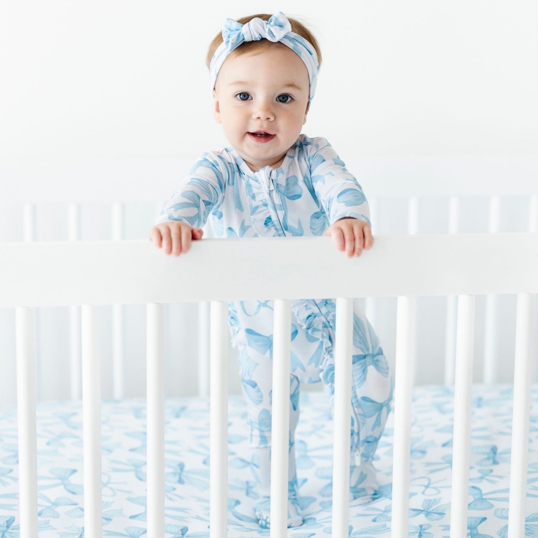 2PCS Pretty Bowknot Printed Long Sleeve Baby Jumpsuit