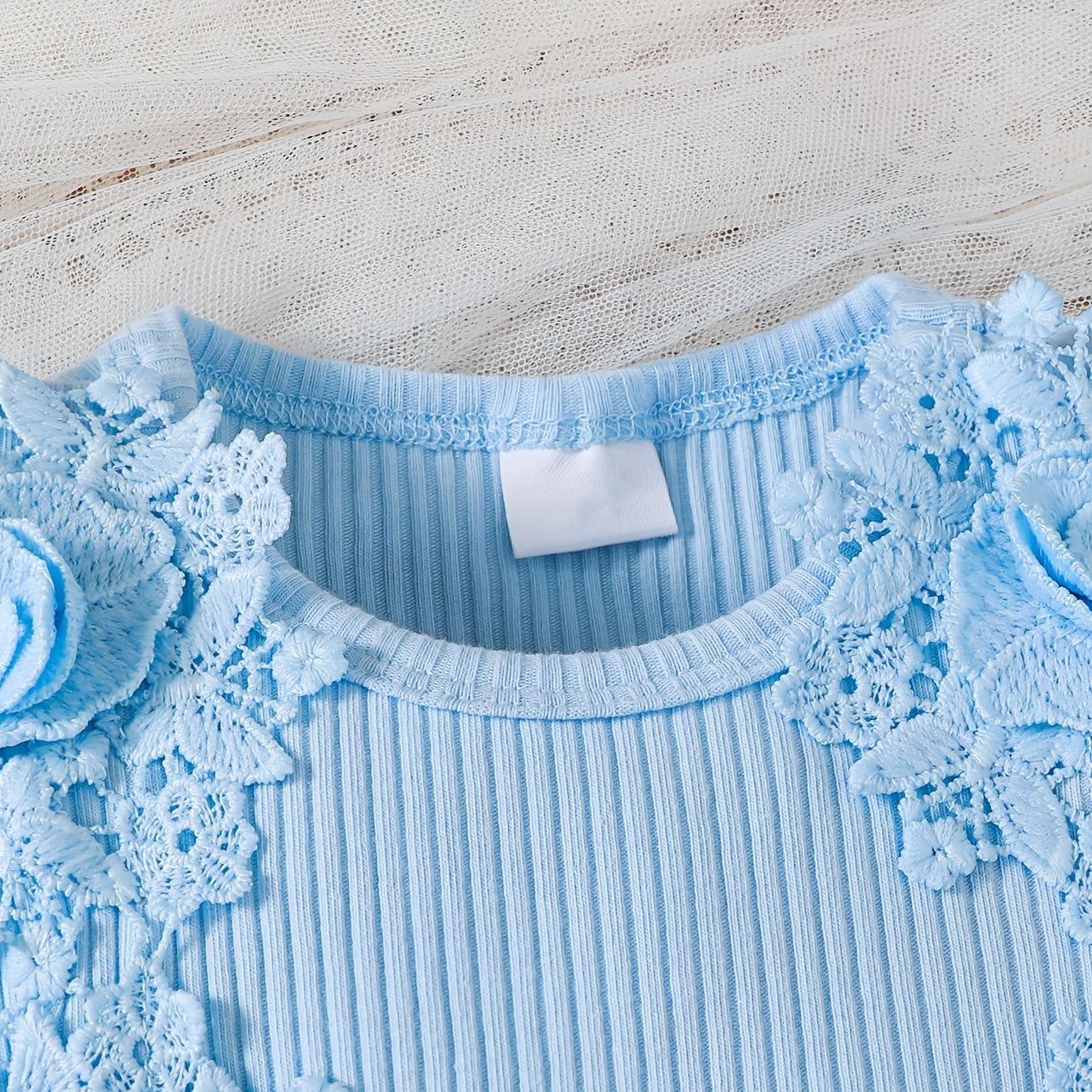 2PCS Adorable Floral Embroidery Sleeveless Baby Romper