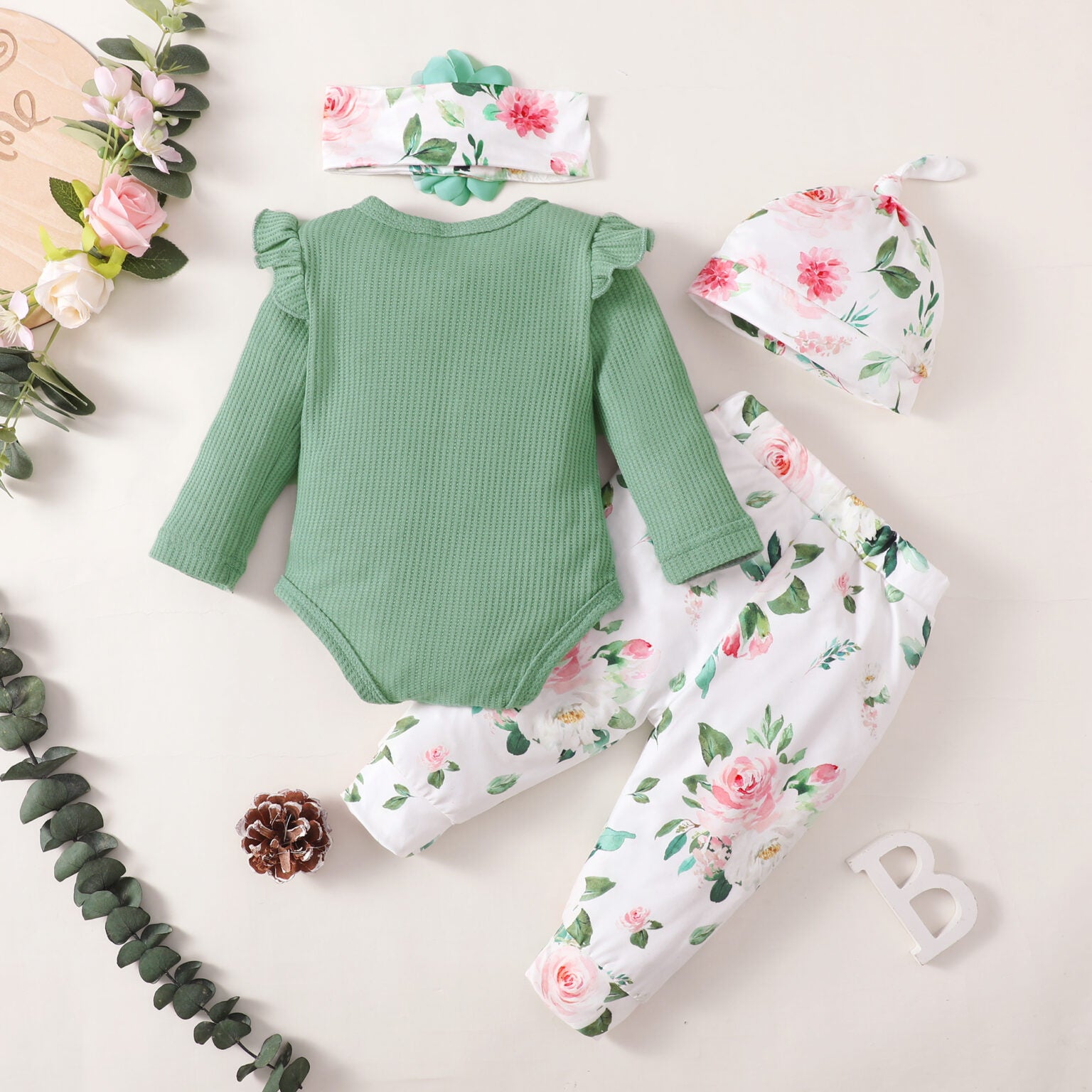 4PCS Daddy's Girl Mommy‘s World Letter Floral Print Baby Set