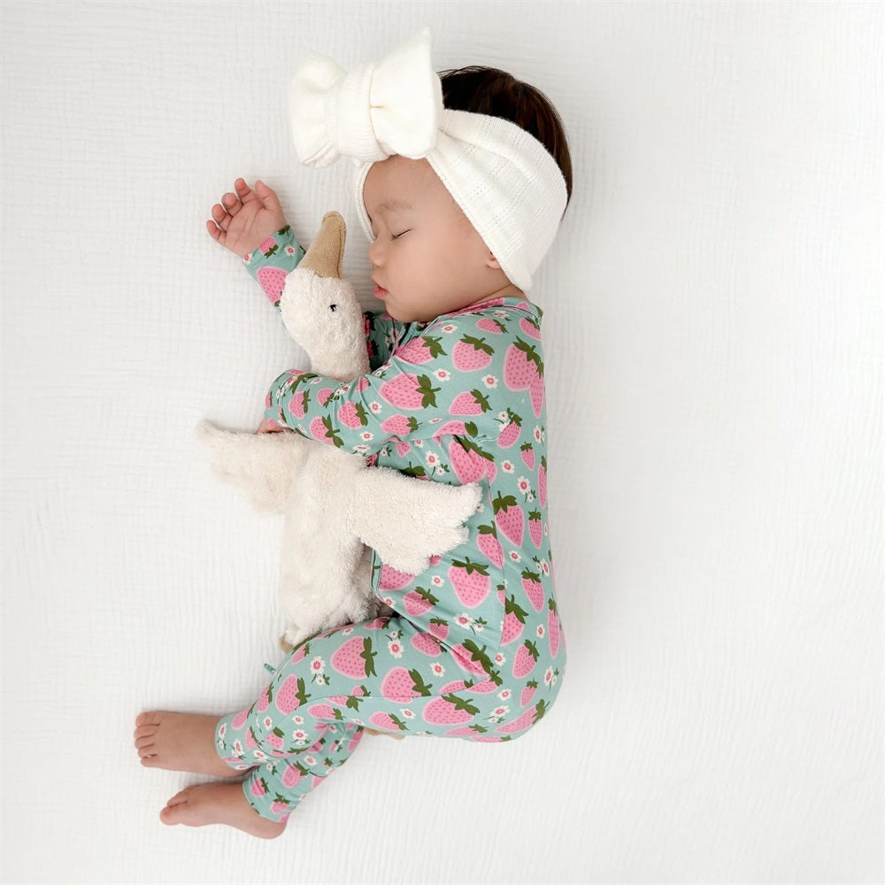 Casual Strawberry Printed Long Sleeve Zipper Baby Jumpsuit