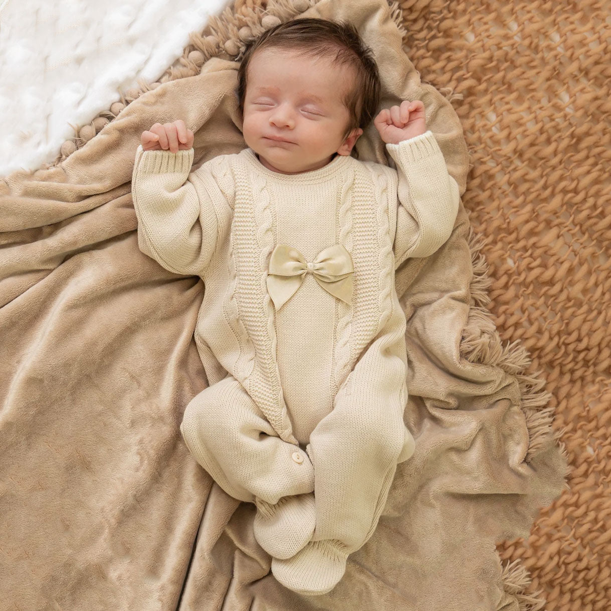 Pure Knit Solid Color Bowknot Decor Long Sleeve Baby Jumpsuit