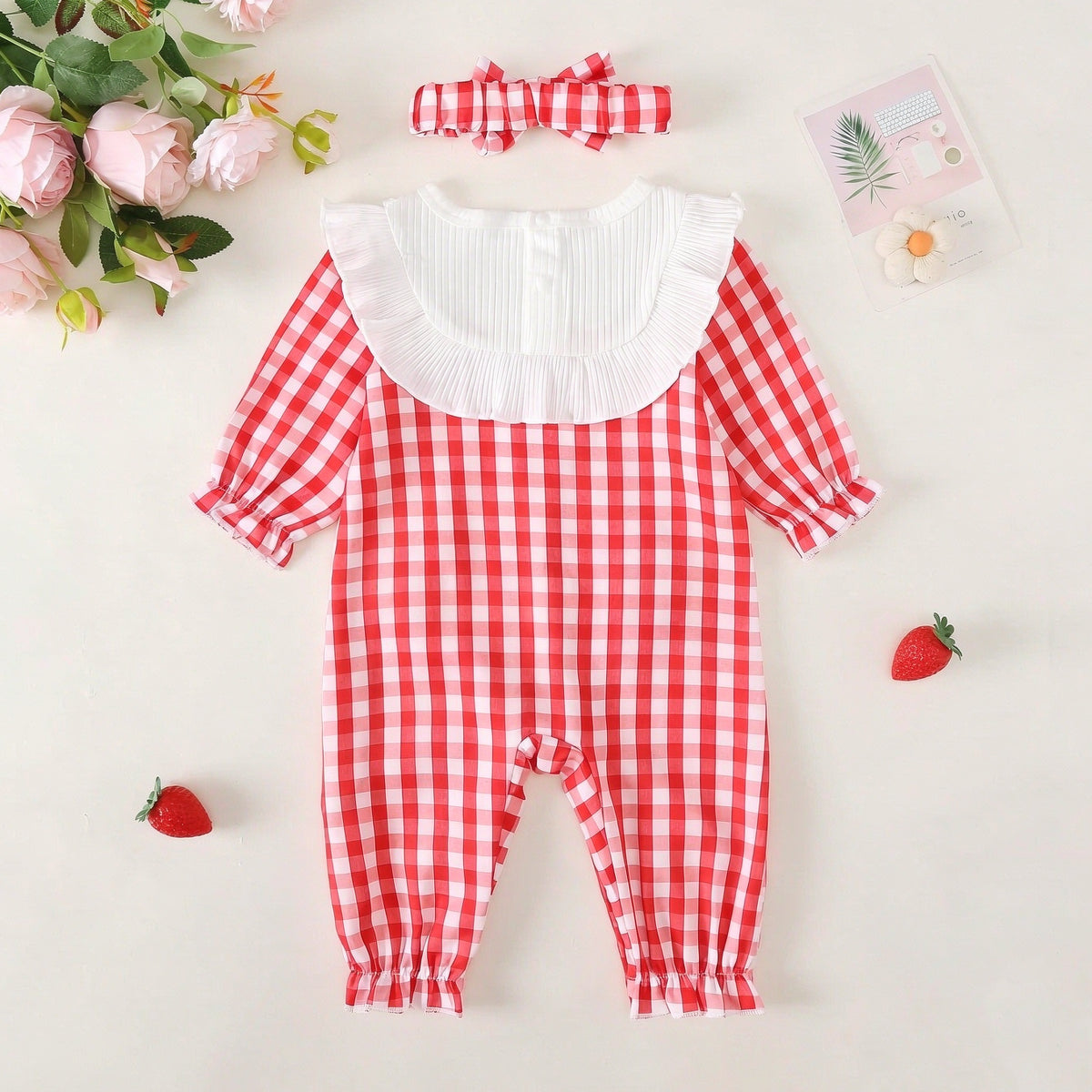 2PCS Vibrant Floral Strawberry Applique Plaid Print Long Sleeve Baby Jumpsuit
