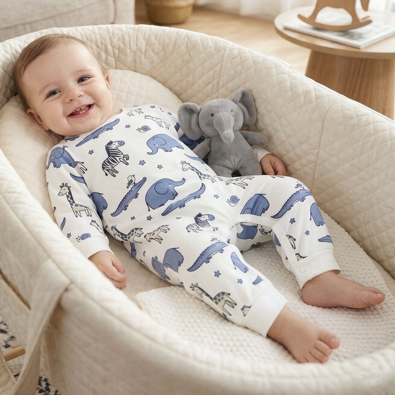 Casual Animal & Stars Printed Long Sleeve Baby Jumpsuit