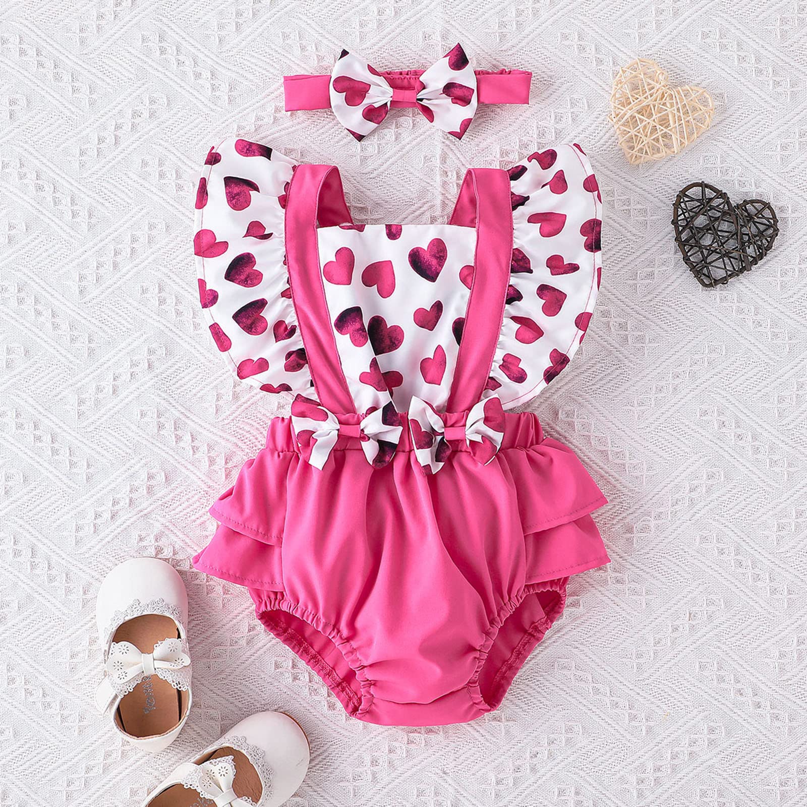 2PCS Stylish Heart Printed Ruffles Bowknot Fly Sleeve Baby Romper