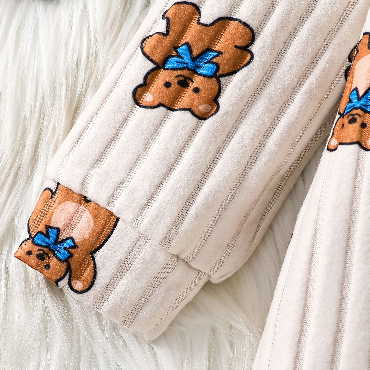 2PCS Bubbly Teddy Bear Print Long Sleeve Baby Jumpsuit