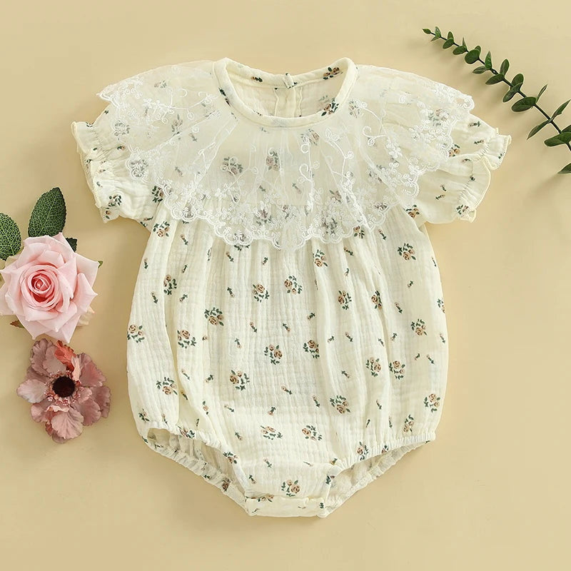 Floral Print Short Sleeve Lace Decor Baby Romper