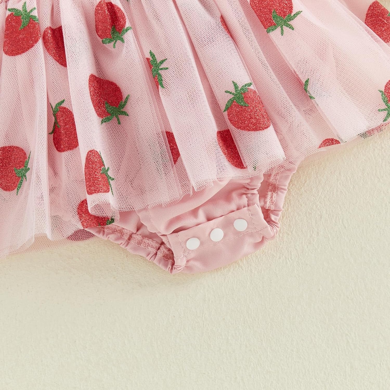 2PCS Pretty Strawberry Print Tulle Long Sleeve Baby Romper