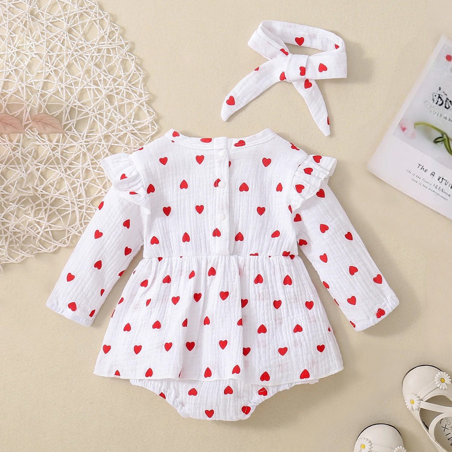 2PCS Gorgeous Heart Print Long Sleeve Baby Romper