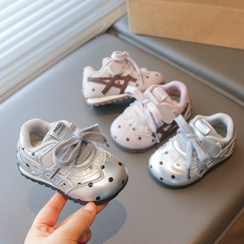 Cute Lace Polka Dot Hook And Loop Baby Shoes