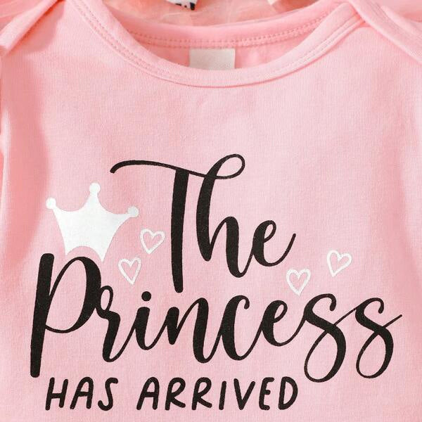 3PCS The Princess Has Arrived Letter and Heart Printed Long Sleeve Baby Set